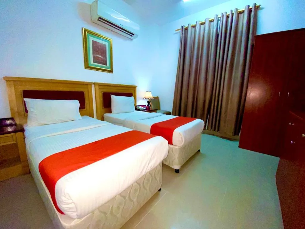 Bedroom, Bed in Savoy Inn Hotel Apartments