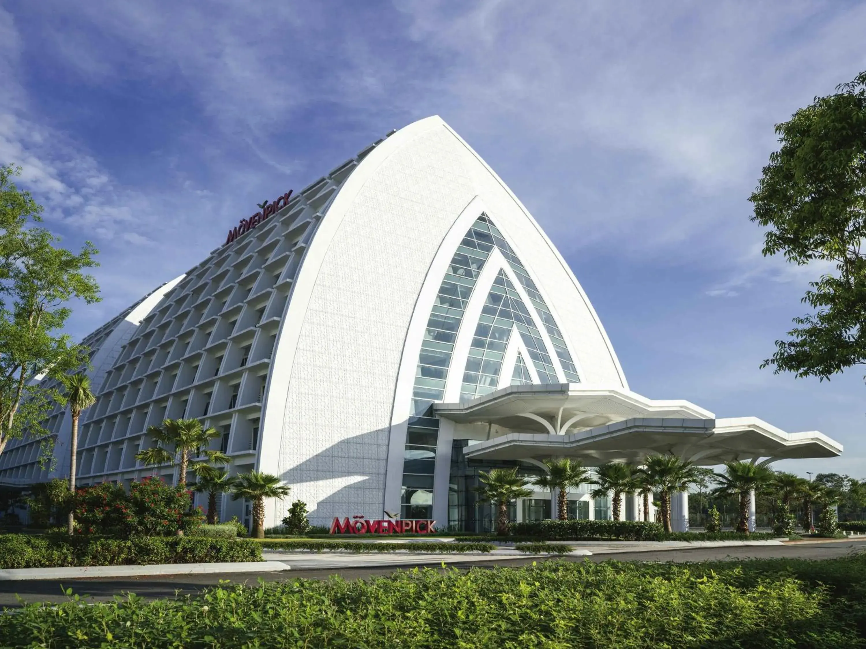Property building in Movenpick Hotel & Convention Centre KLIA Property building in Movenpick Hotel & Convention Centre KLIA