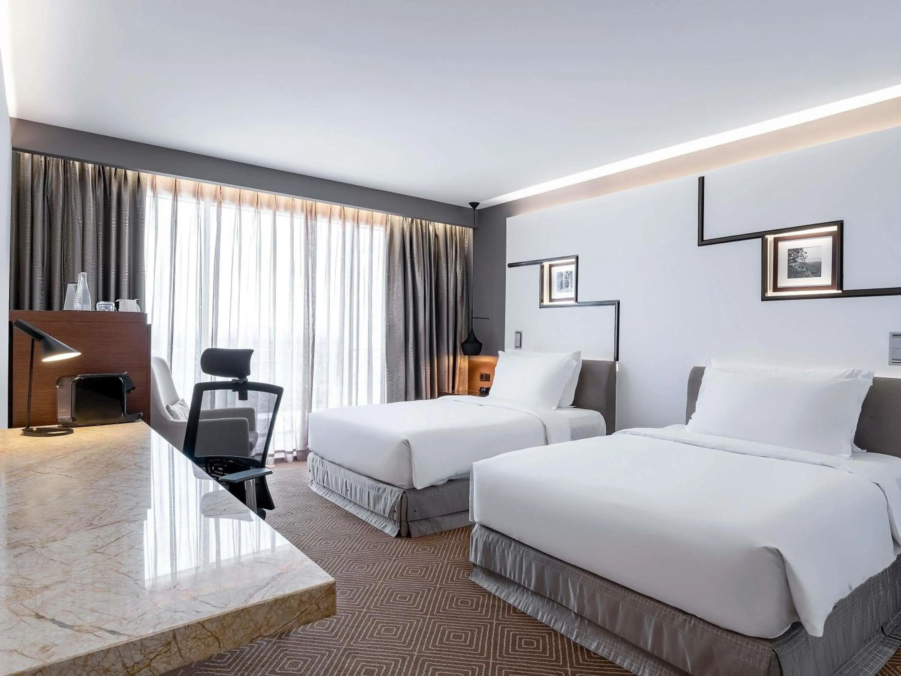 Bedroom, Bed in Movenpick Hotel & Convention Centre KLIA