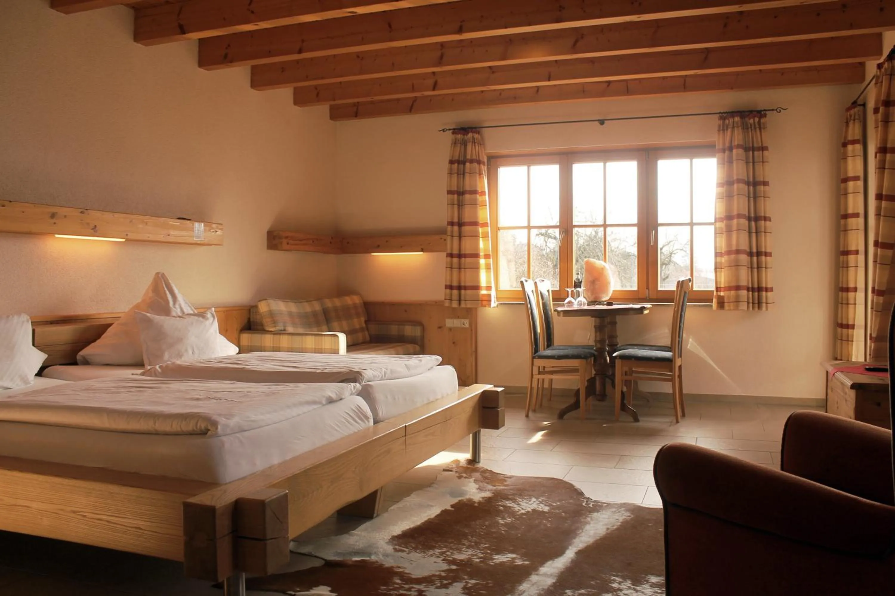 Bed in Erlebnisgastronomie Lochmuhle