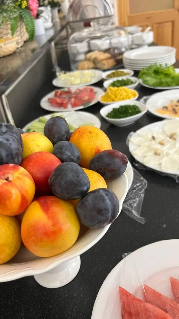 Food and drinks in Hotel Caravan Serail