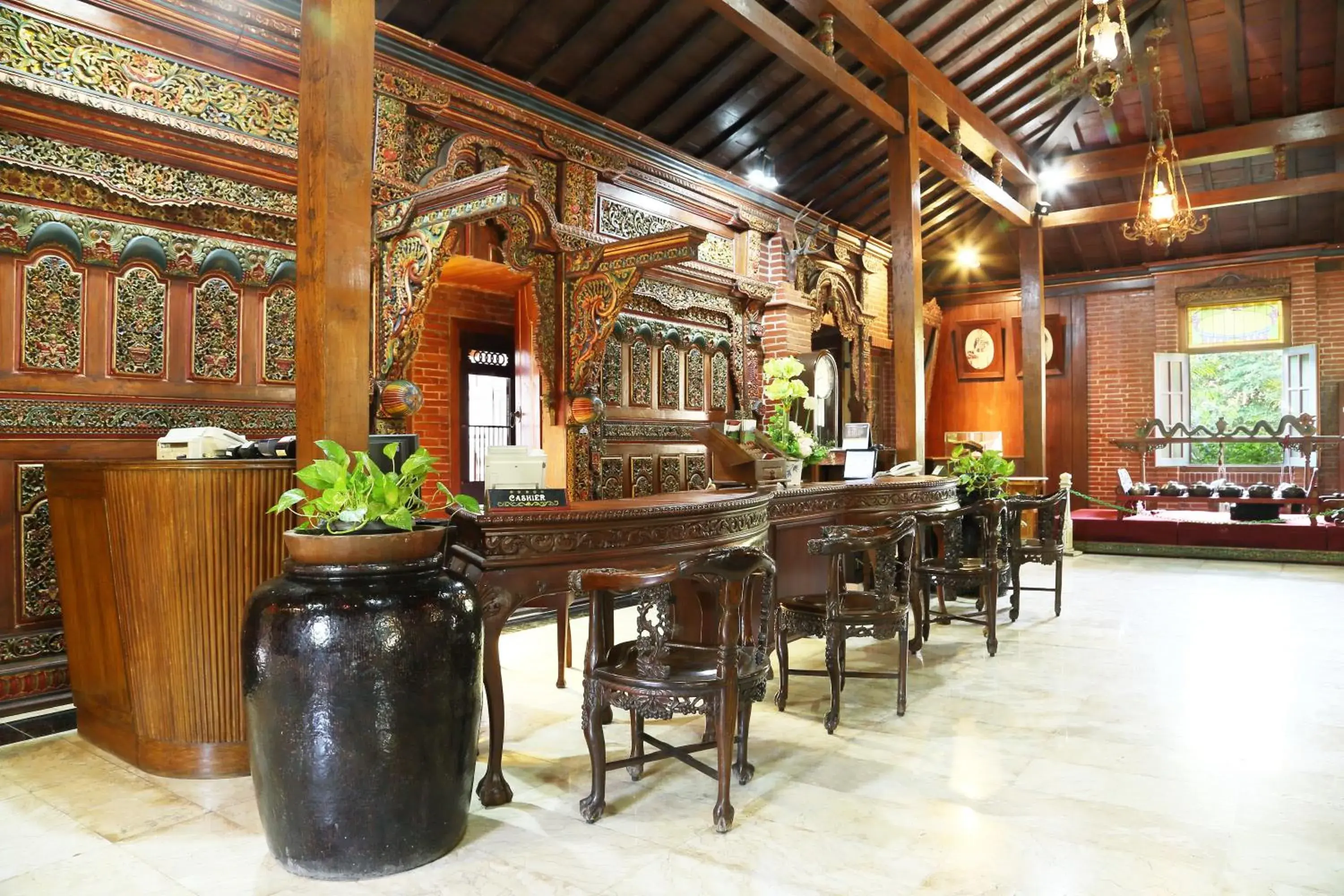 Facade/entrance, Restaurant/Places to Eat in Melva Balemong Resort