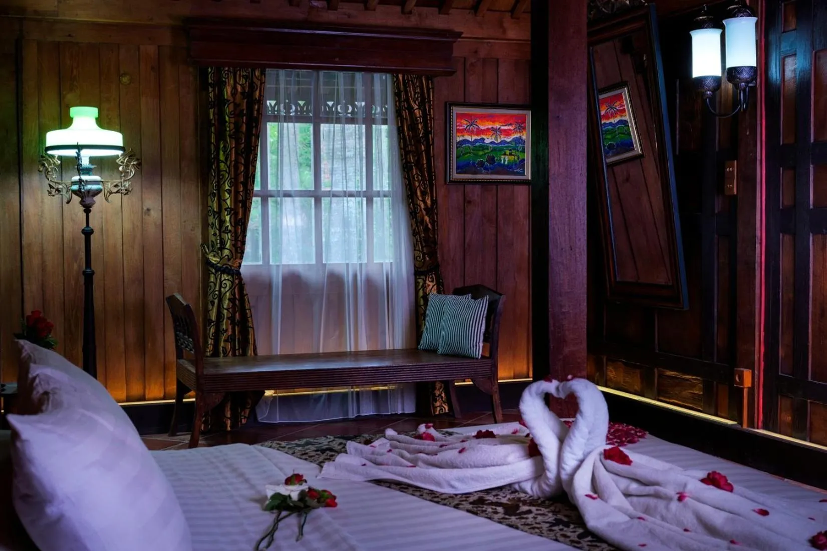 Bed in Melva Balemong