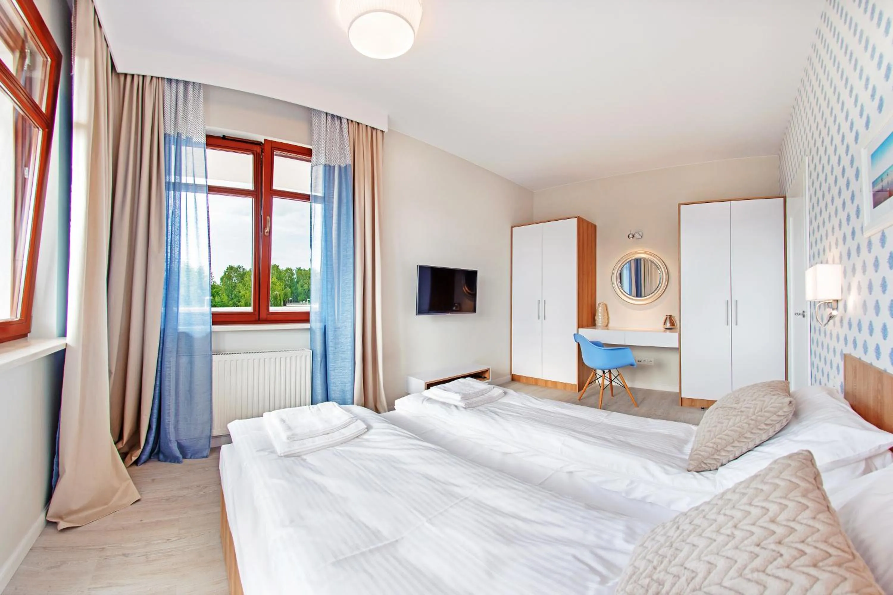 Bed in Neptun Park, Sun & Snow