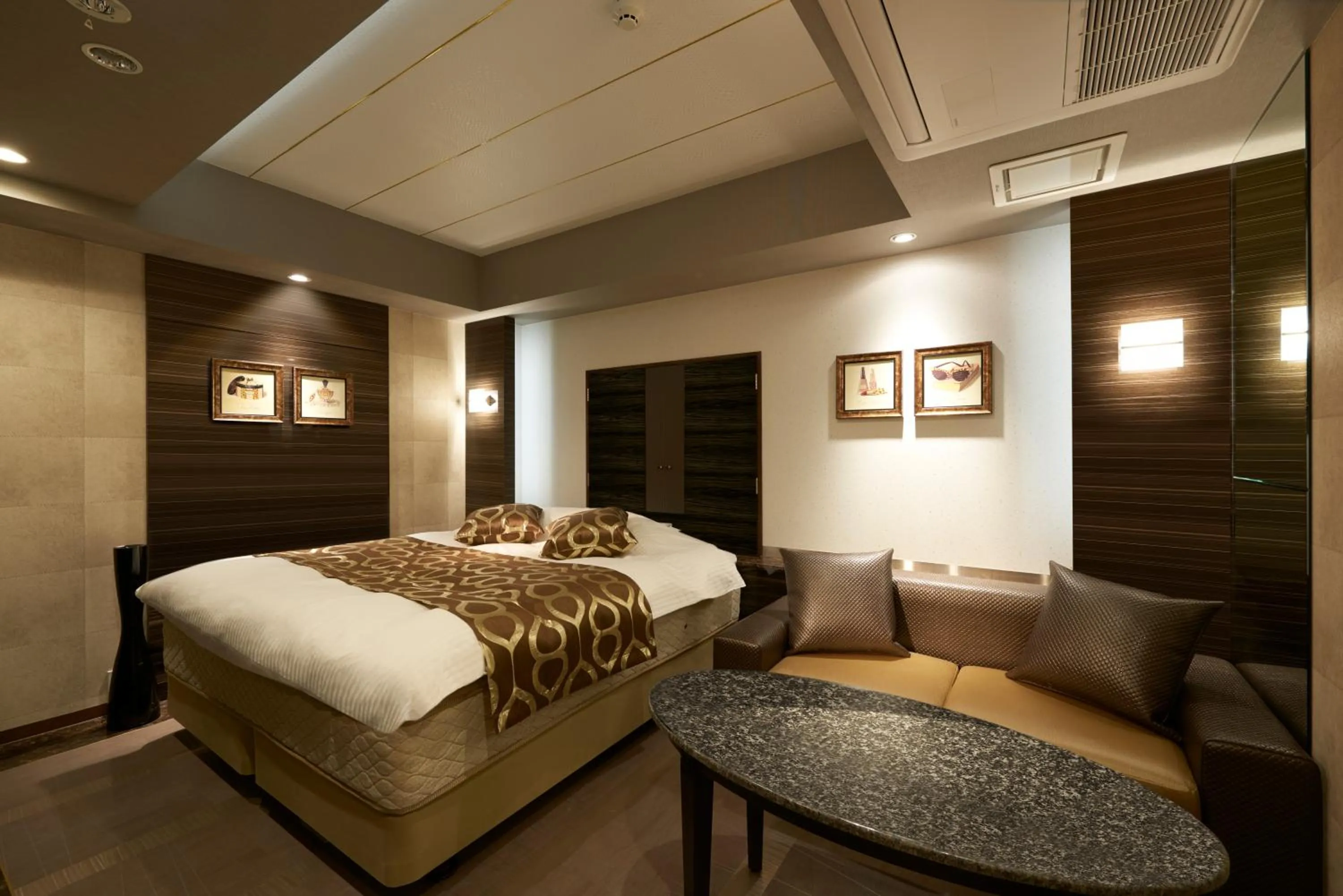 Bed in HOTEL EXE (Adult Only)