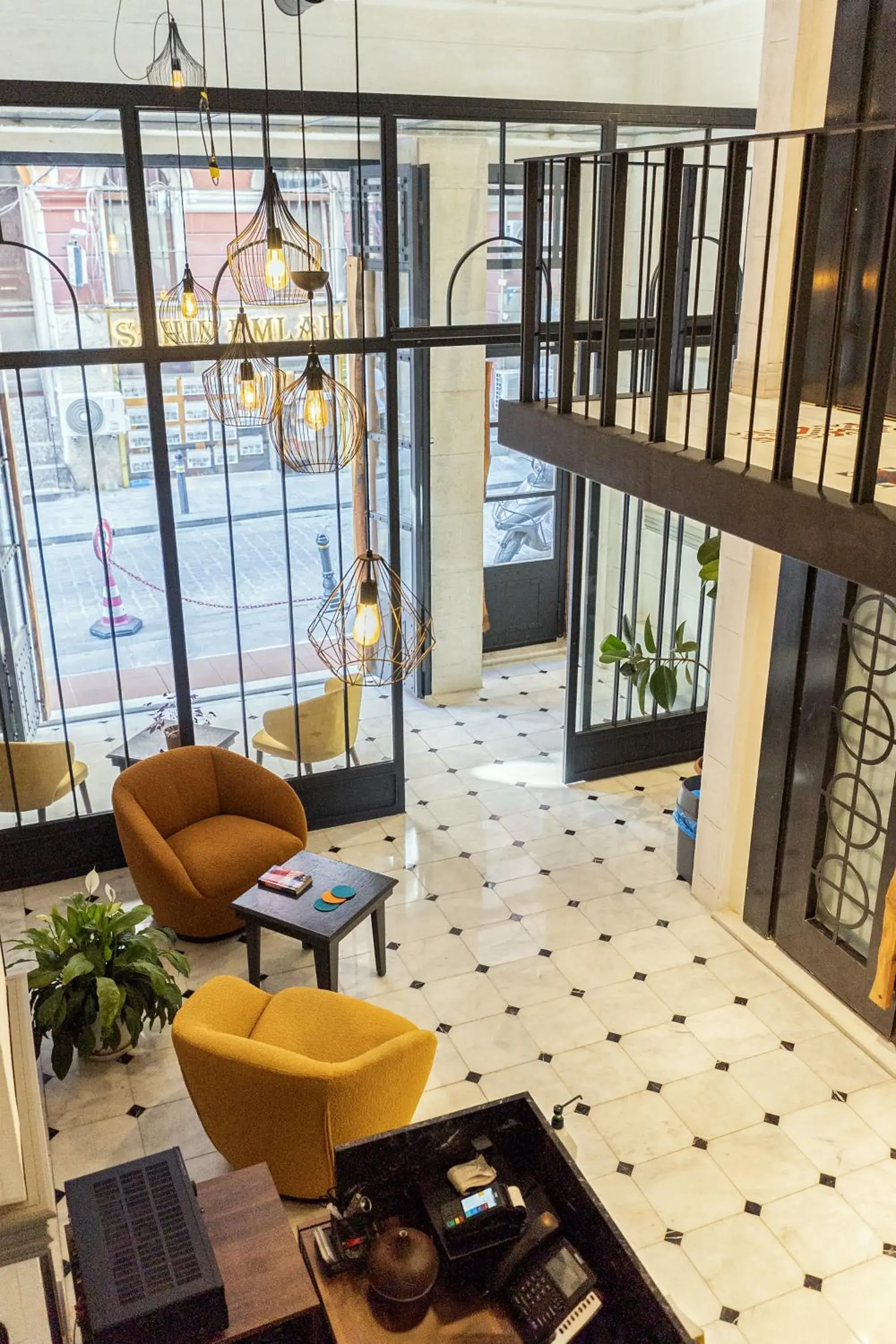 Lobby or reception in Taksim Avenue Lobby or reception in Taksim Avenue