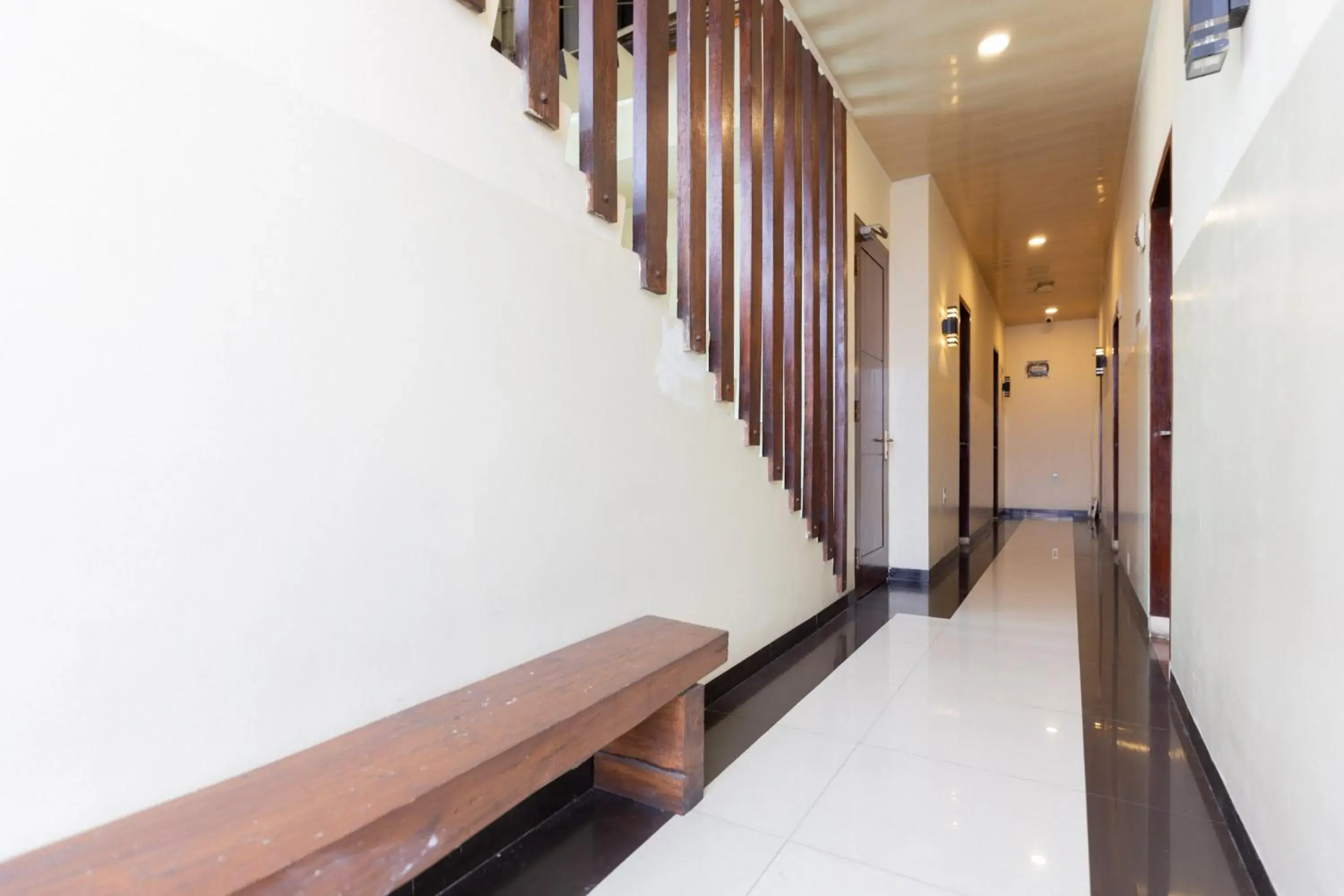 Property building in RedDoorz near Halim Perdanakusuma 3 Property building in RedDoorz near Halim Perdanakusuma 3