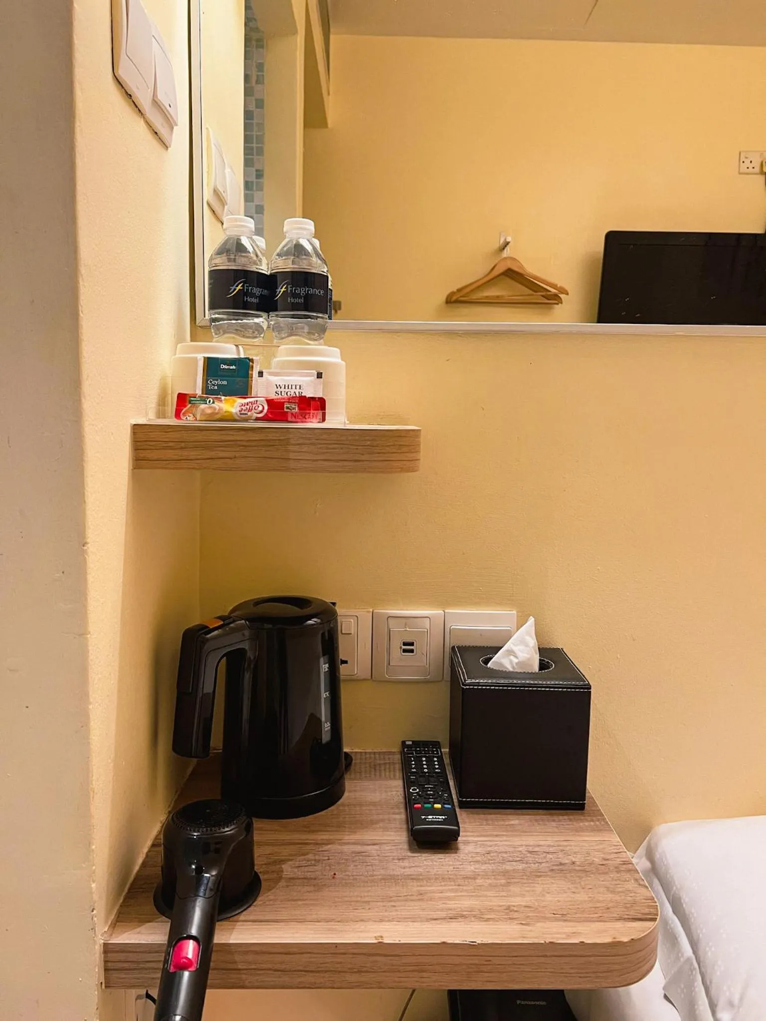 Coffee/tea facilities in Fragrance Hotel - Classic