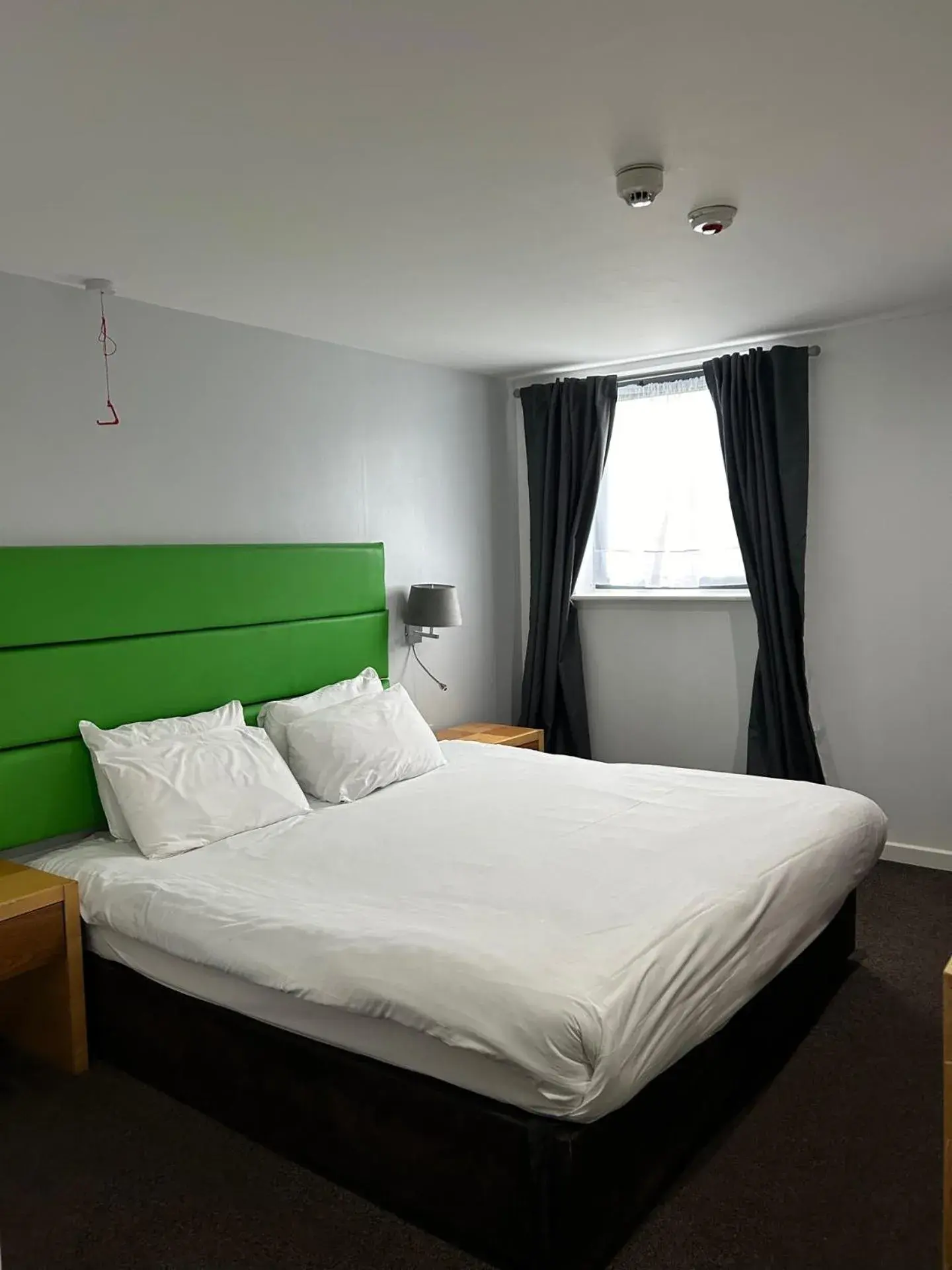 Double Room - Mobility Access in Ramada Birmingham Oldbury M5 J2 Double Room - Mobility Access in Ramada Birmingham Oldbury M5 J2