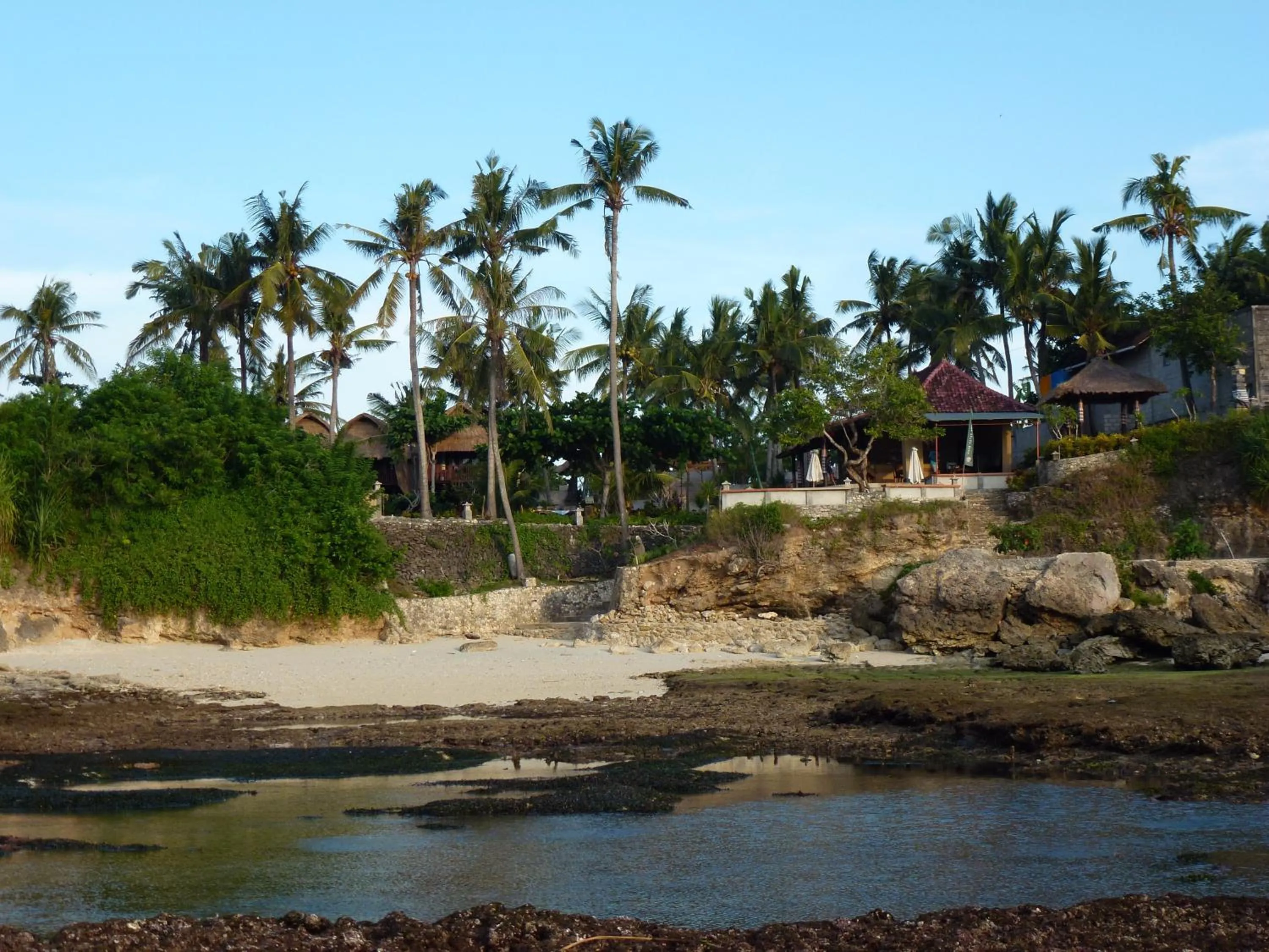 Area and facilities in Secret Point Huts