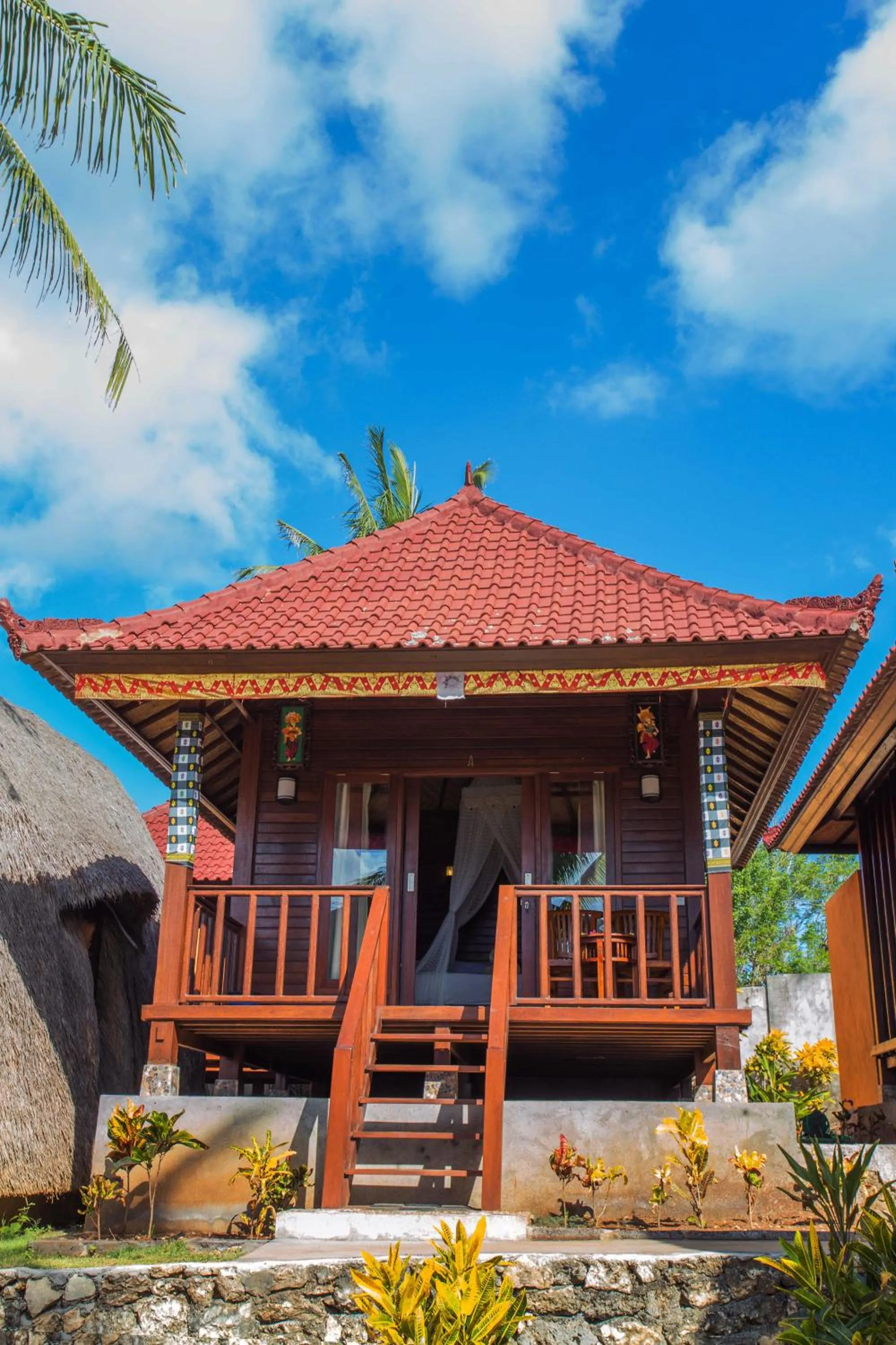 Day in Secret Point Huts