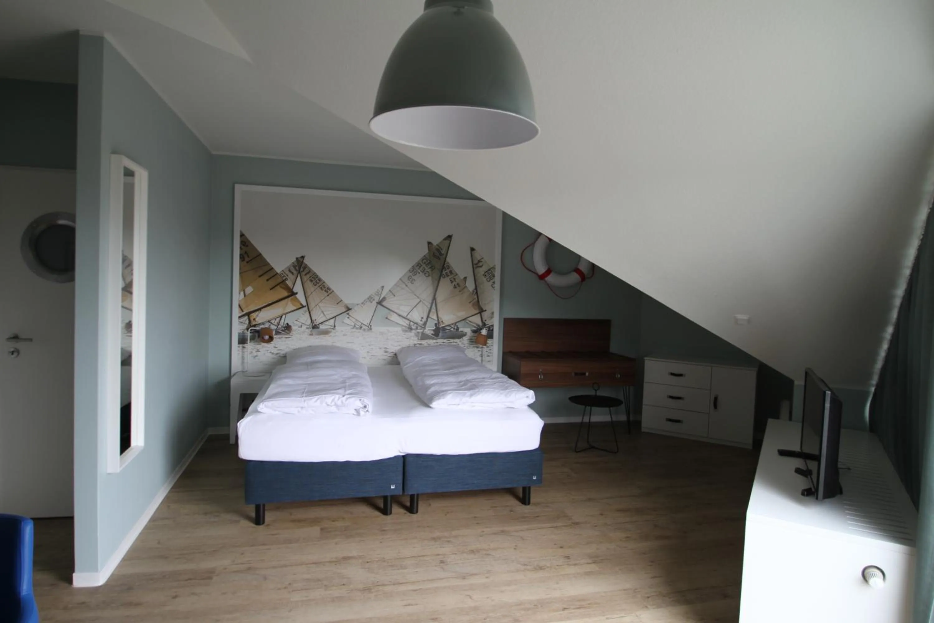 Photo of the whole room, Bed in Havelhotel