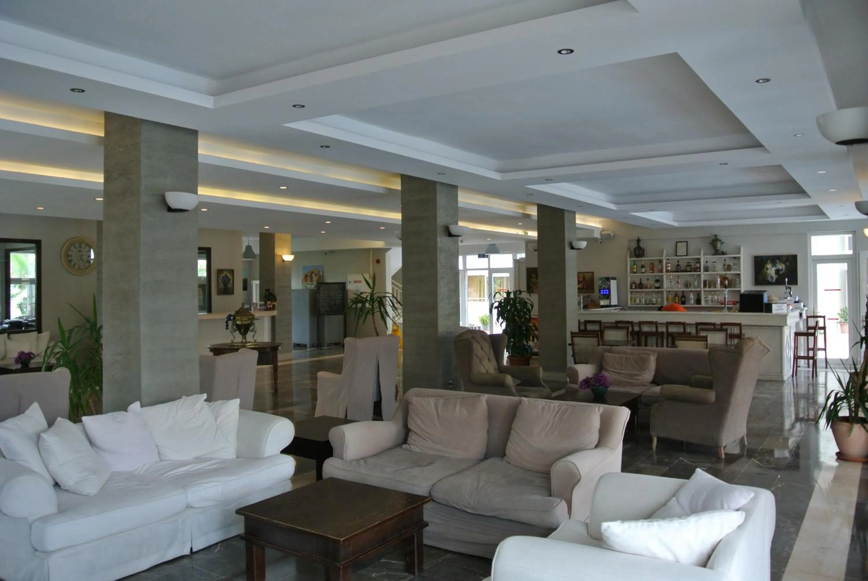 Lobby or reception in Begonville Hotel