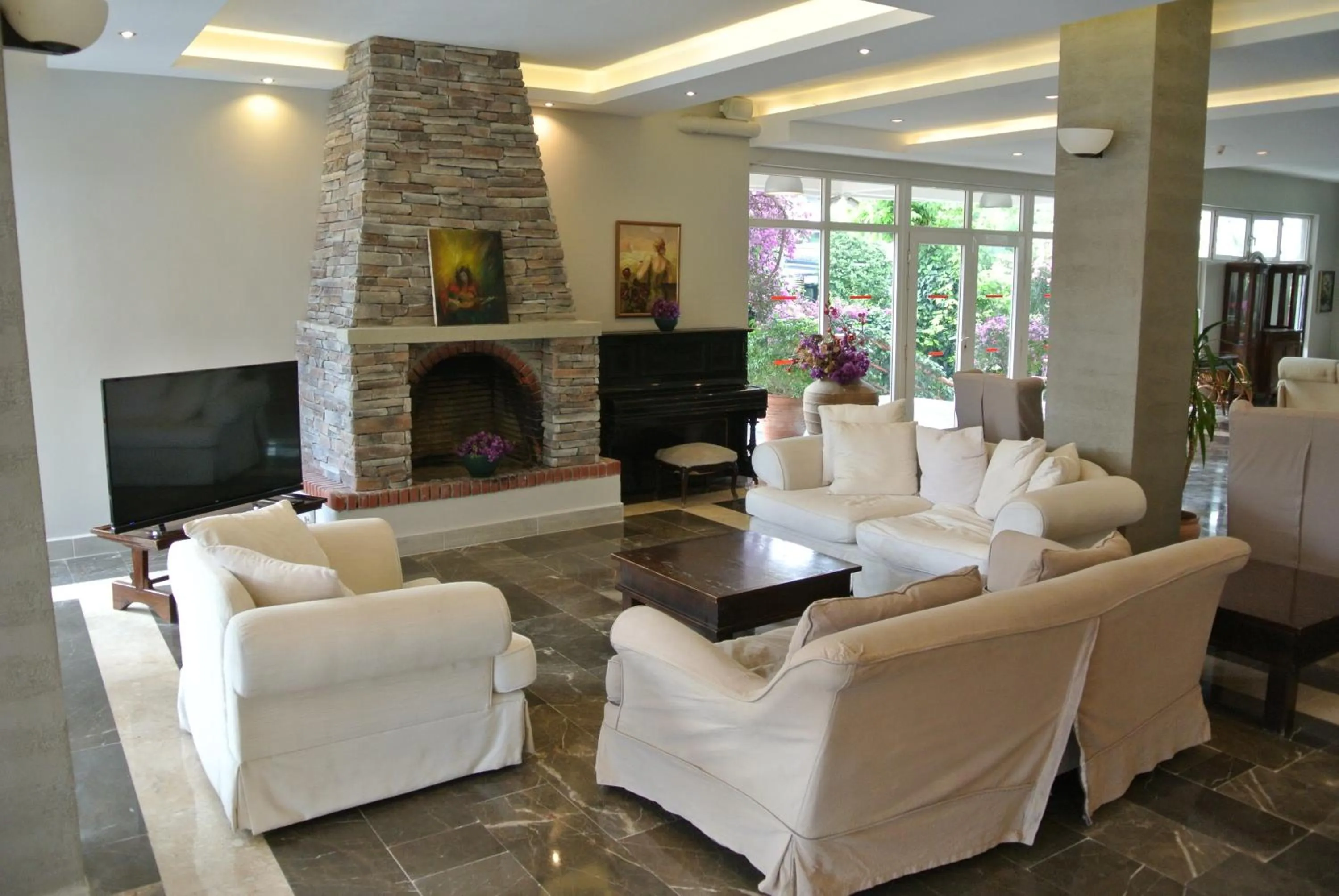 Decorative detail in Begonville Hotel