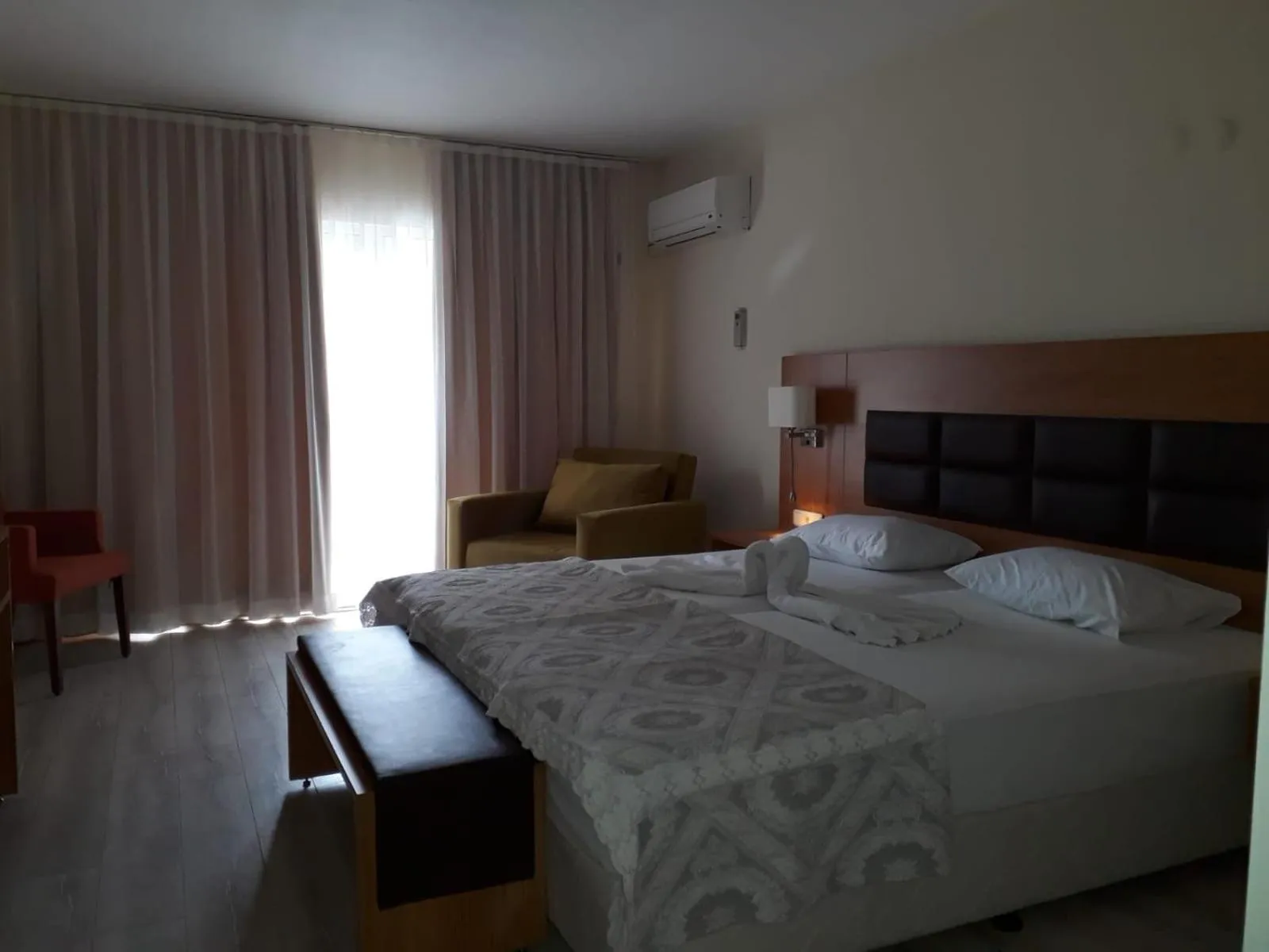 Bed in Begonville Hotel