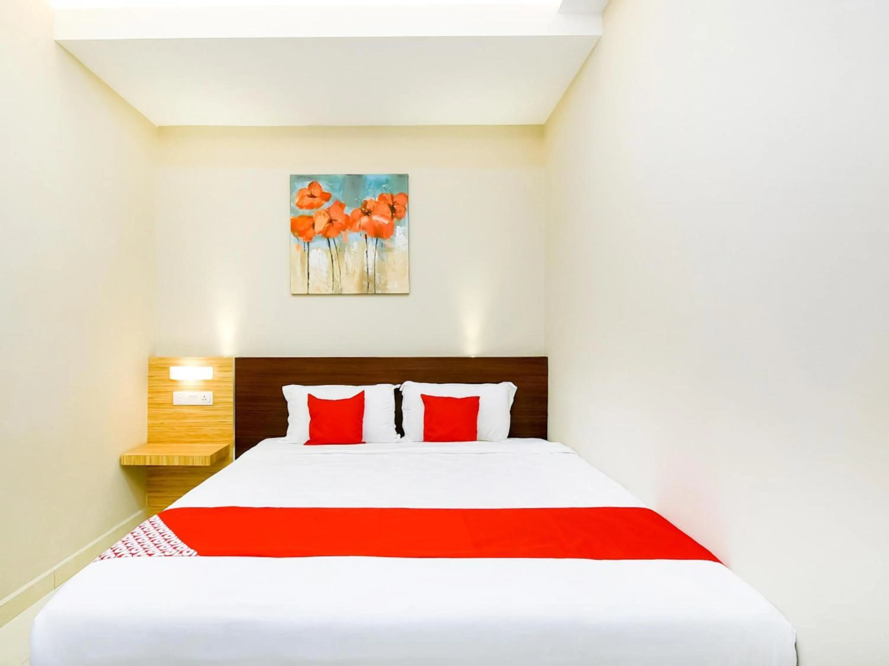 Bedroom, Bed in Hotel O La Mirina Boutique Inn