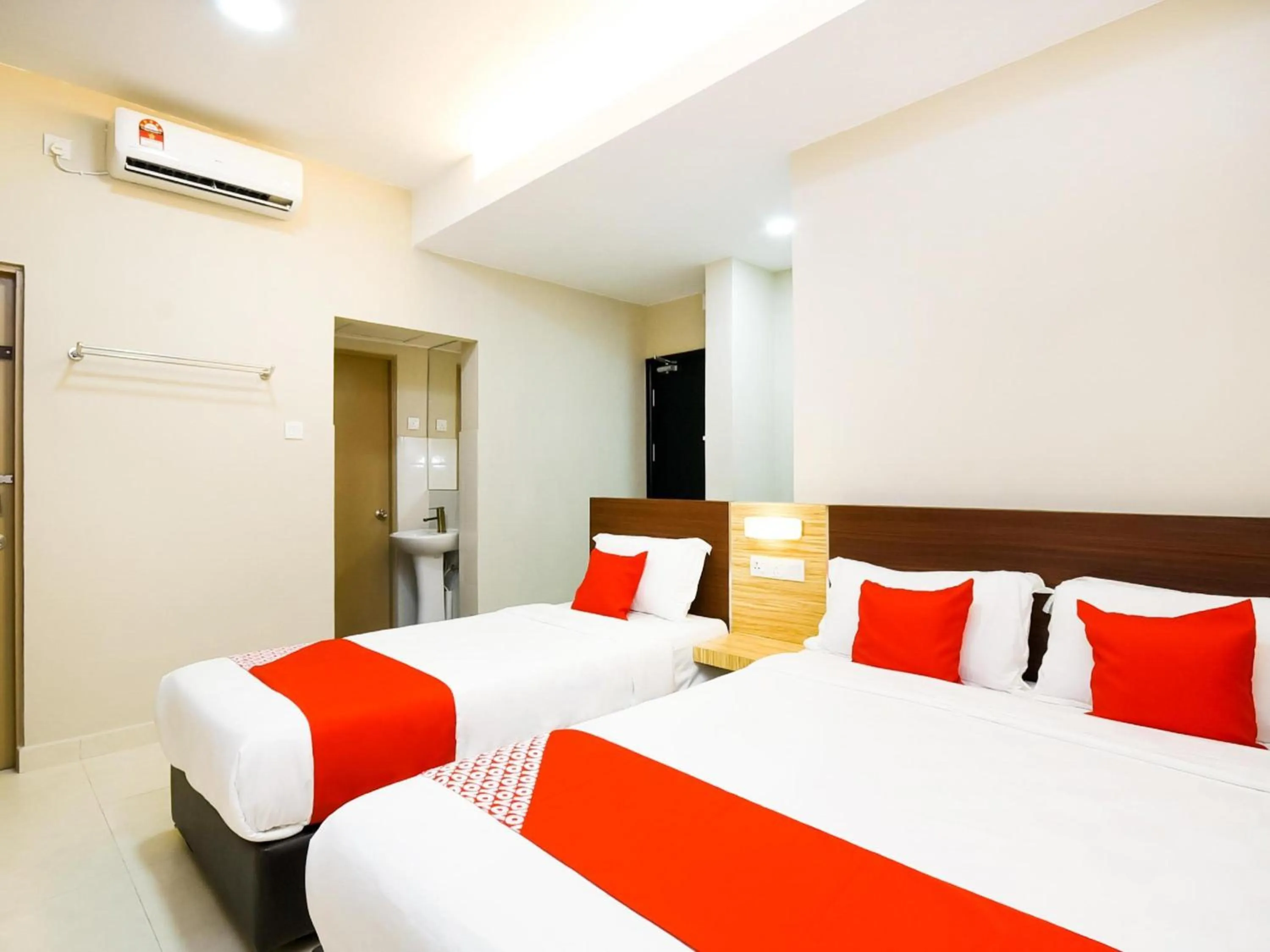 Photo of the whole room, Bed in Hotel O La Mirina Boutique Inn