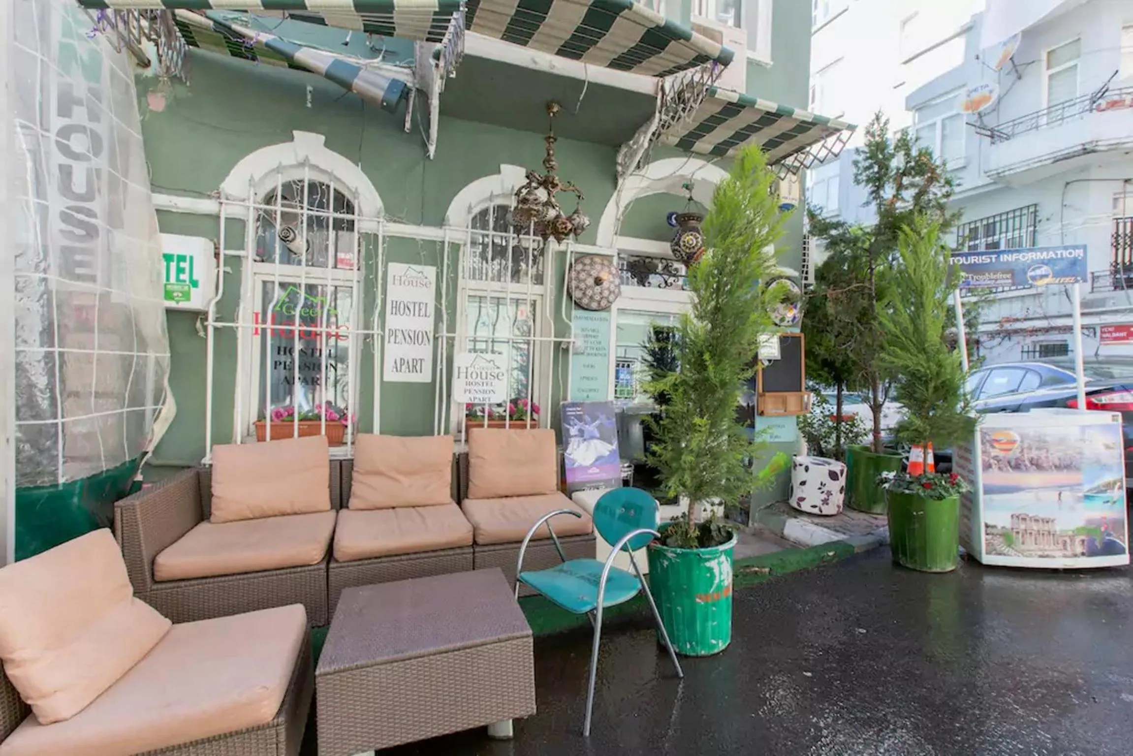 Facade/entrance in Taksim Hostel Green House Istanbul