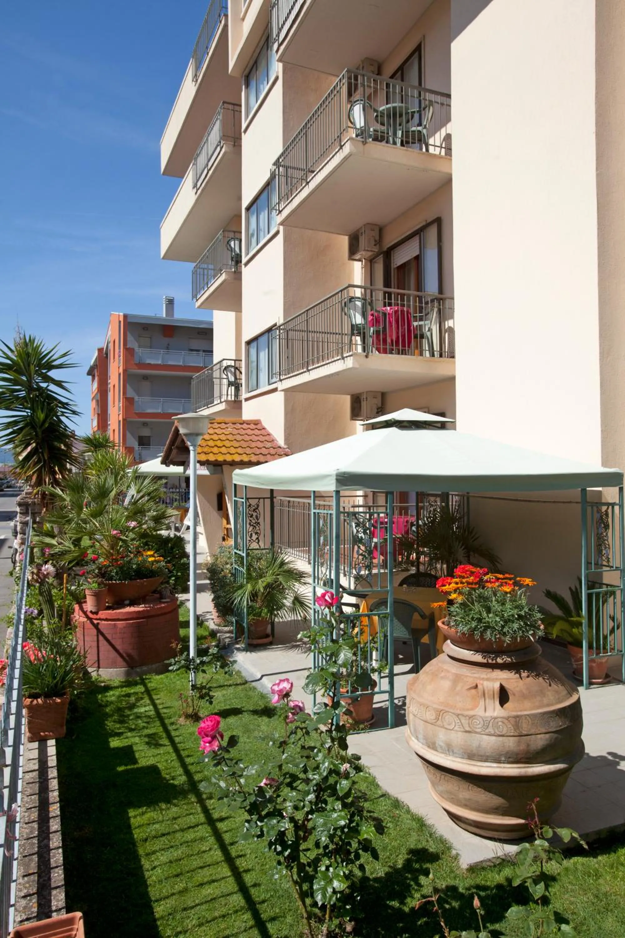 Garden in Hotel Corallo