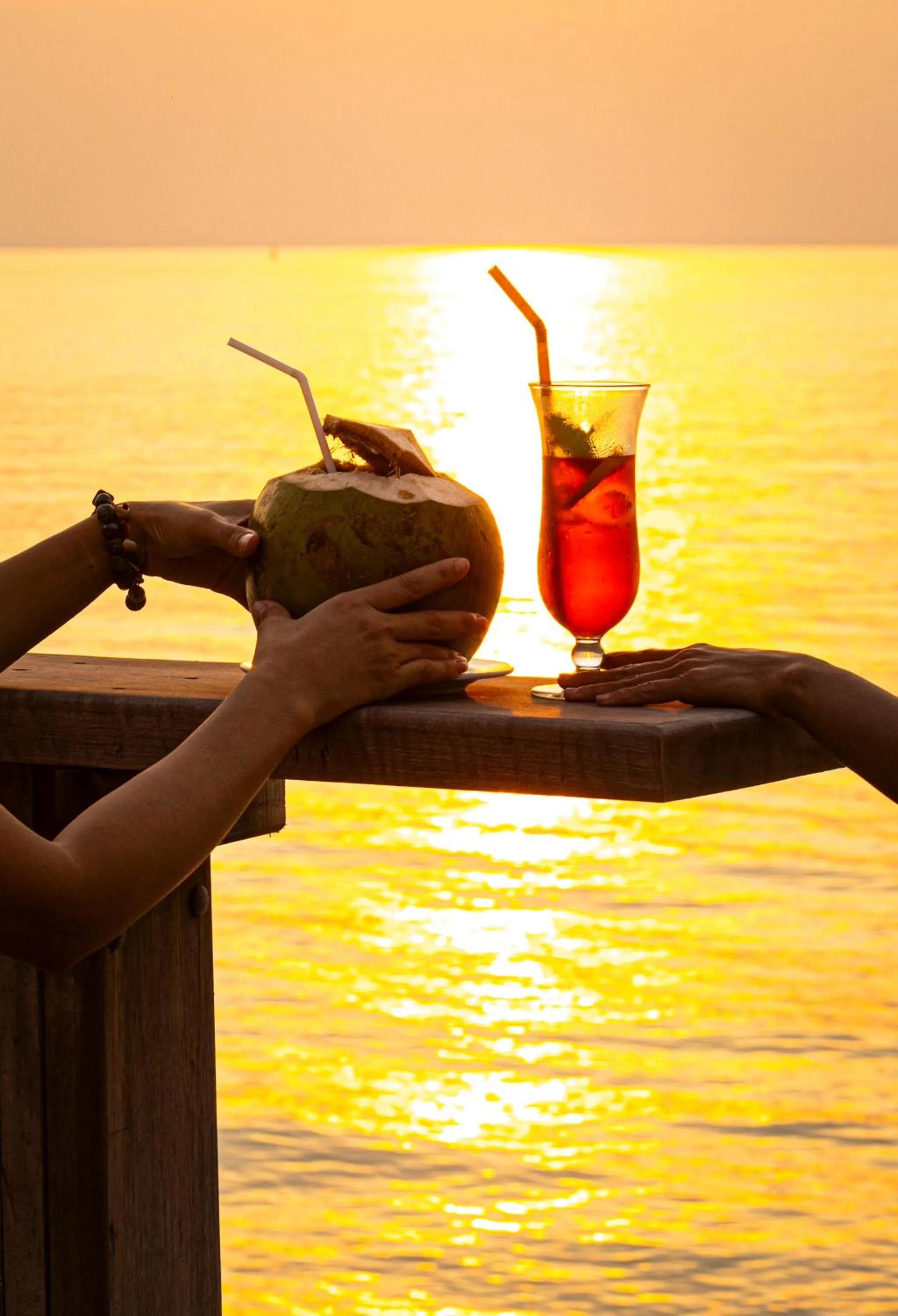 Lipa Lodge Beach Resort