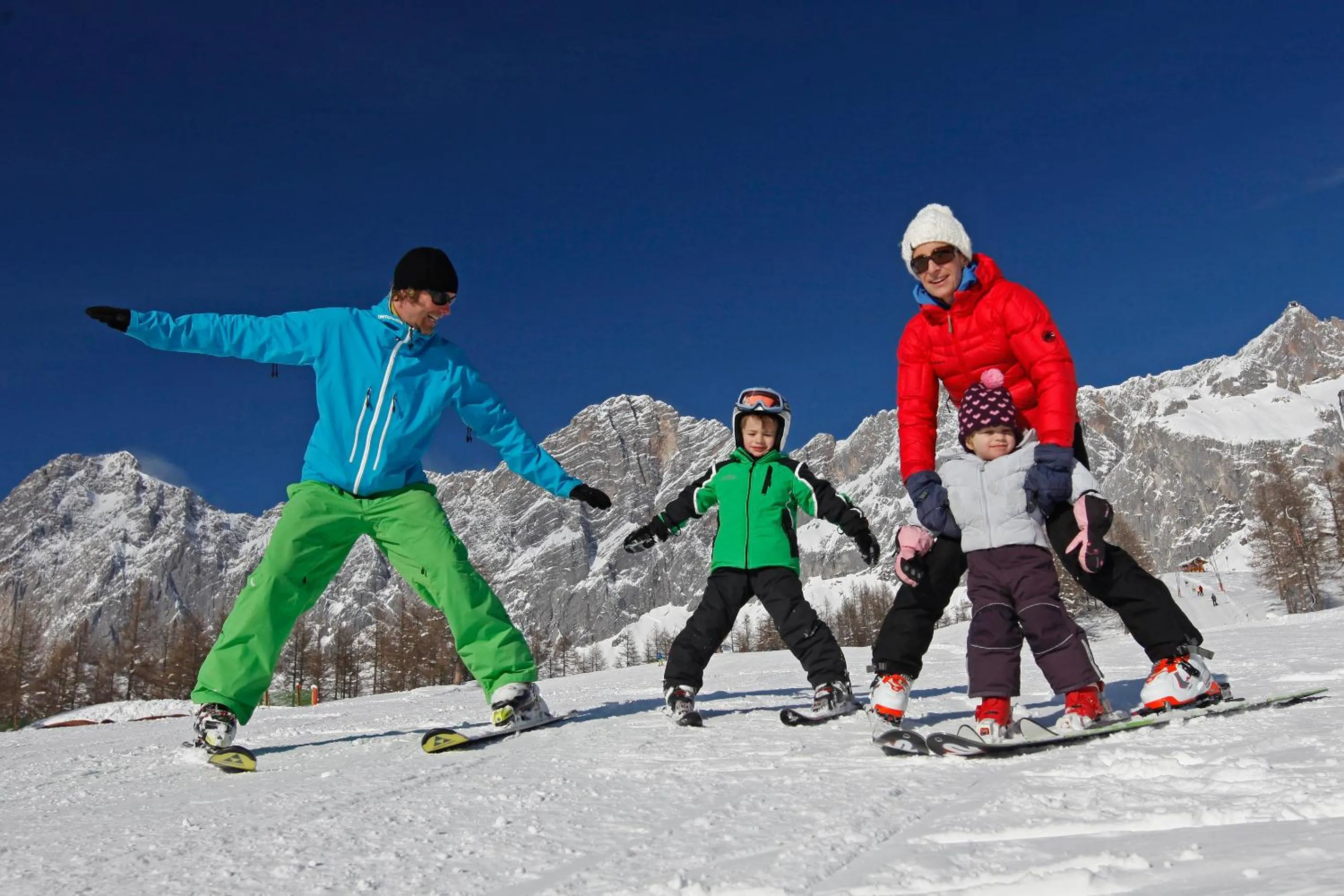 Skiing in Ridehouse