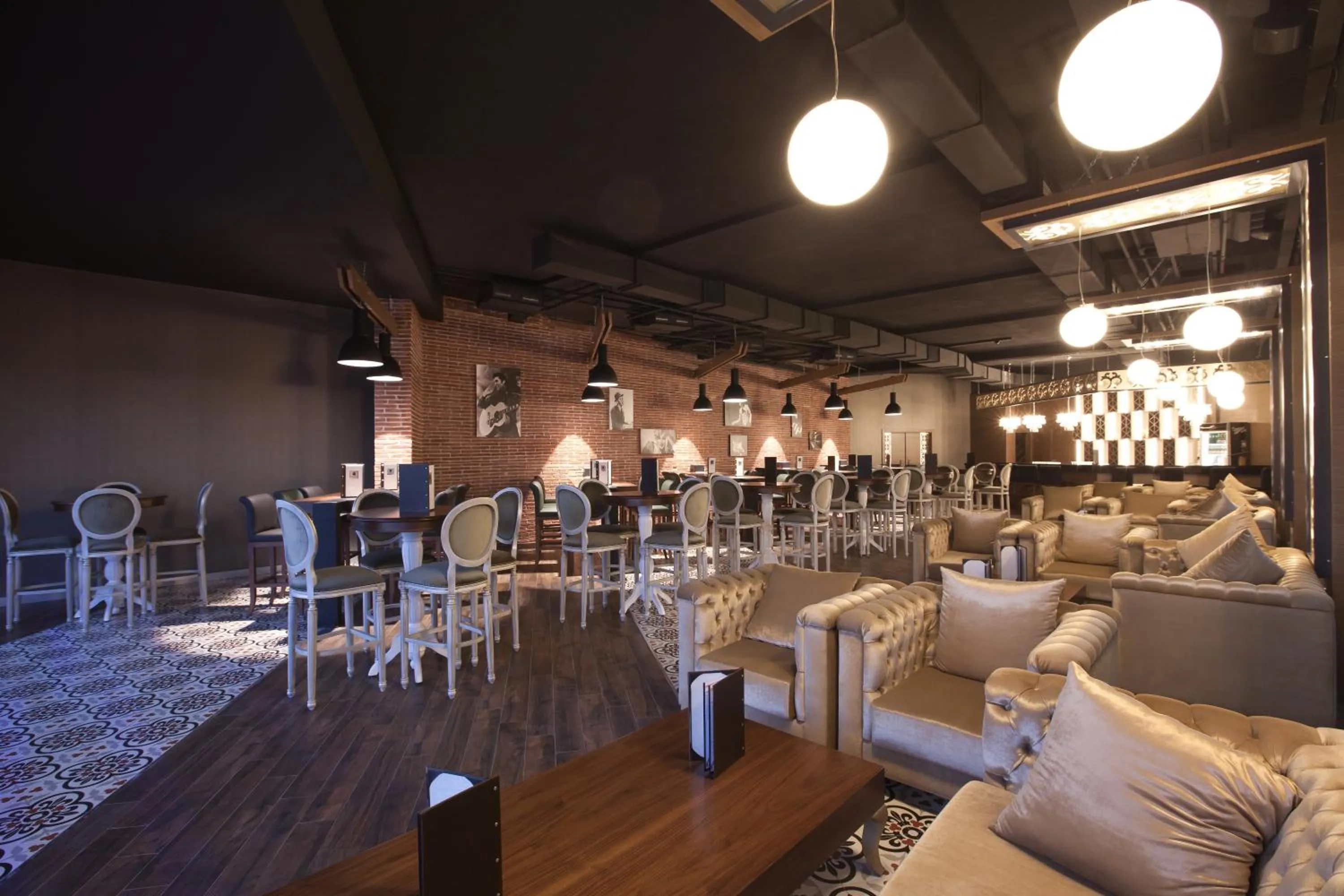 Lounge or bar in Grand Altuntas Hotel