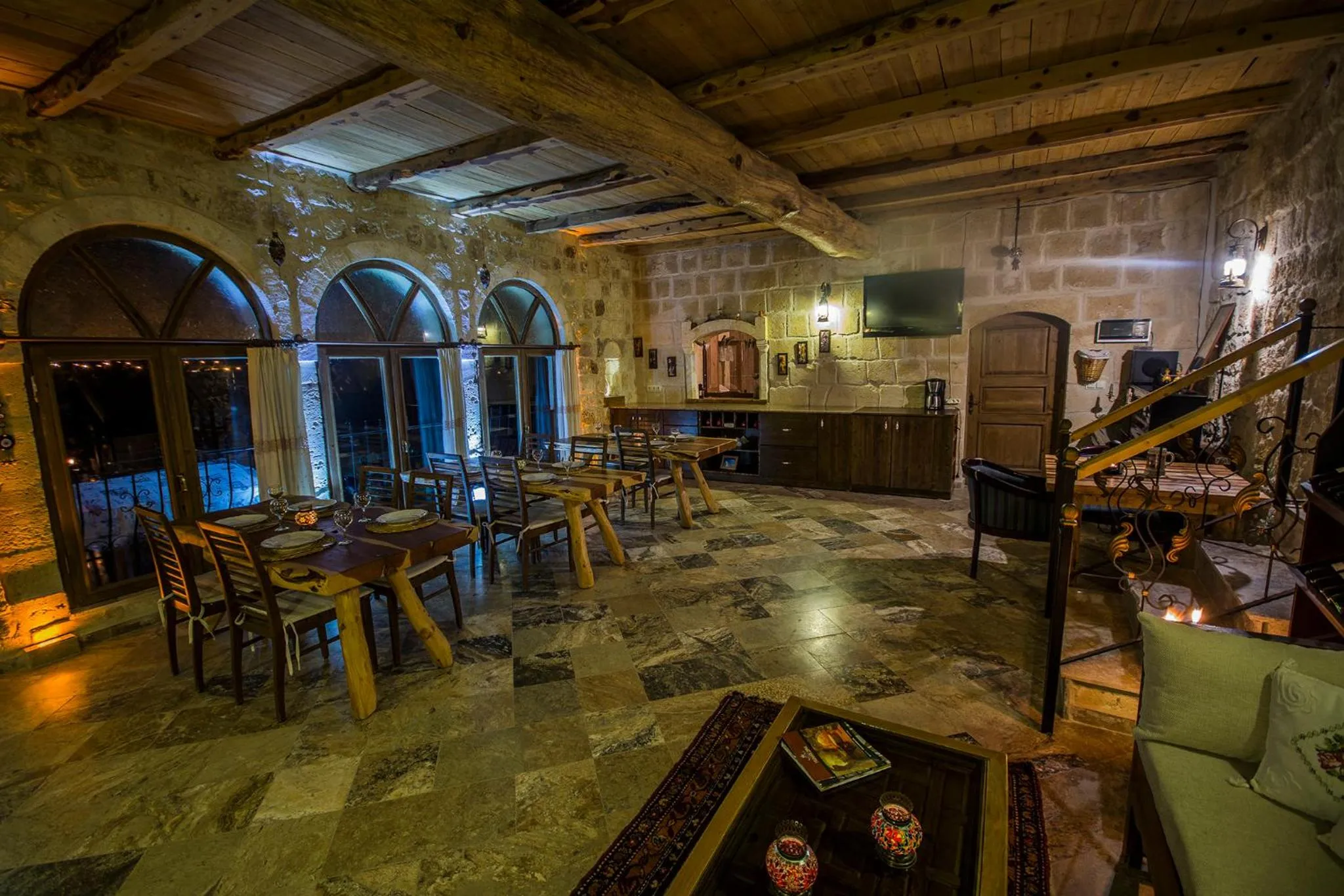 Photo of the whole room in Assiana Cave Hotel