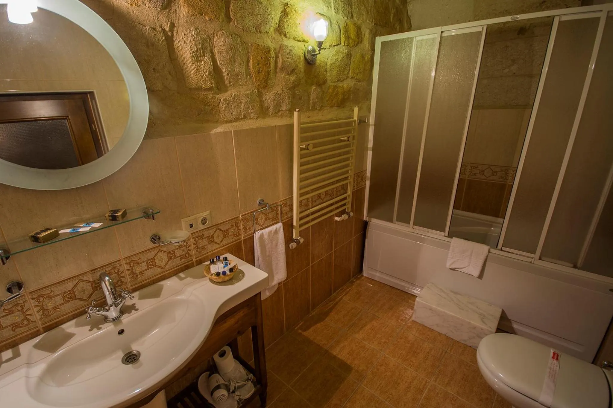 Bathroom in Assiana Cave Hotel