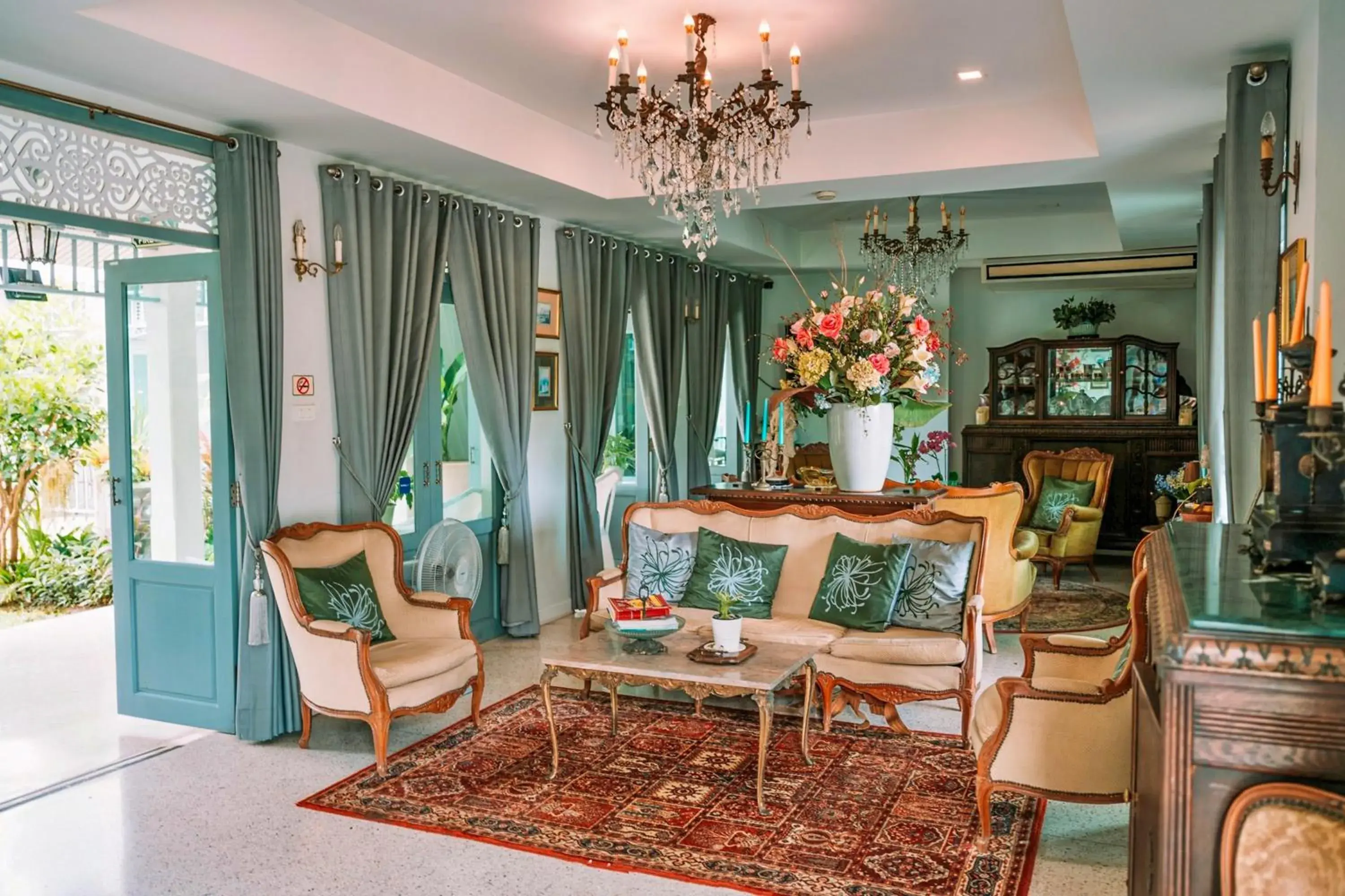 Lobby or reception in Villa Amphawa Lobby or reception in Villa Amphawa