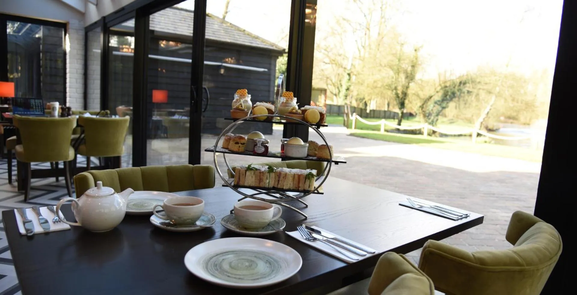 Restaurant/places to eat in Great Hallingbury Manor & Lodges London Stansted