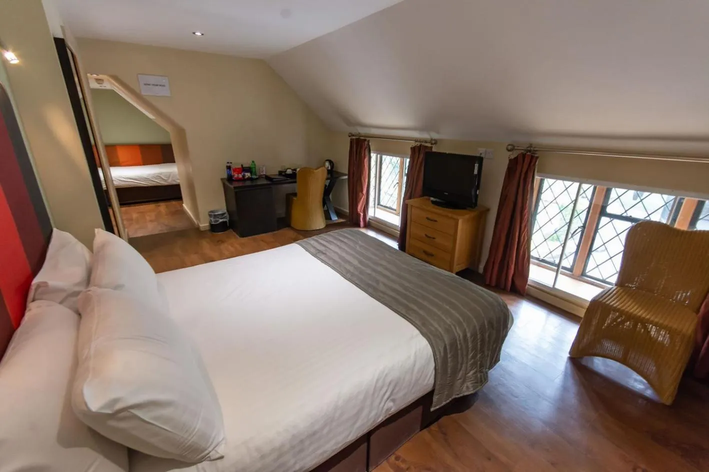 Photo of the whole room, Bed in Great Hallingbury Manor & Lodges London Stansted