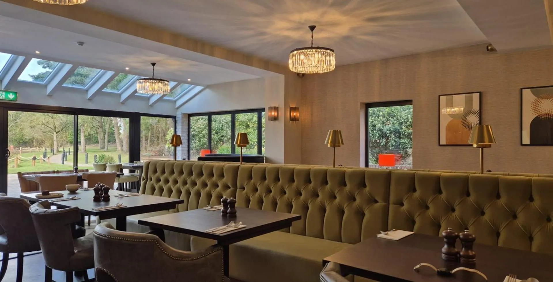 Restaurant/places to eat in Great Hallingbury Manor & Lodges London Stansted