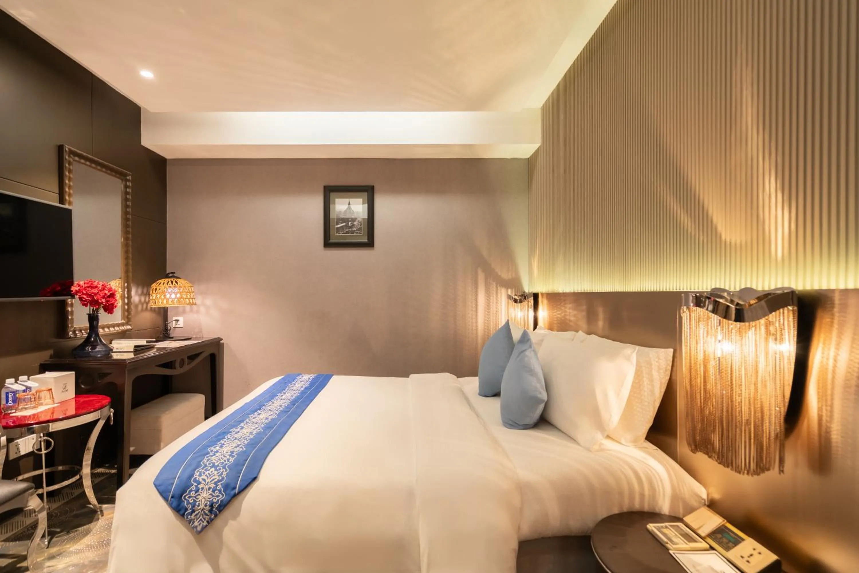 Bed in A&EM Phan Boi Chau