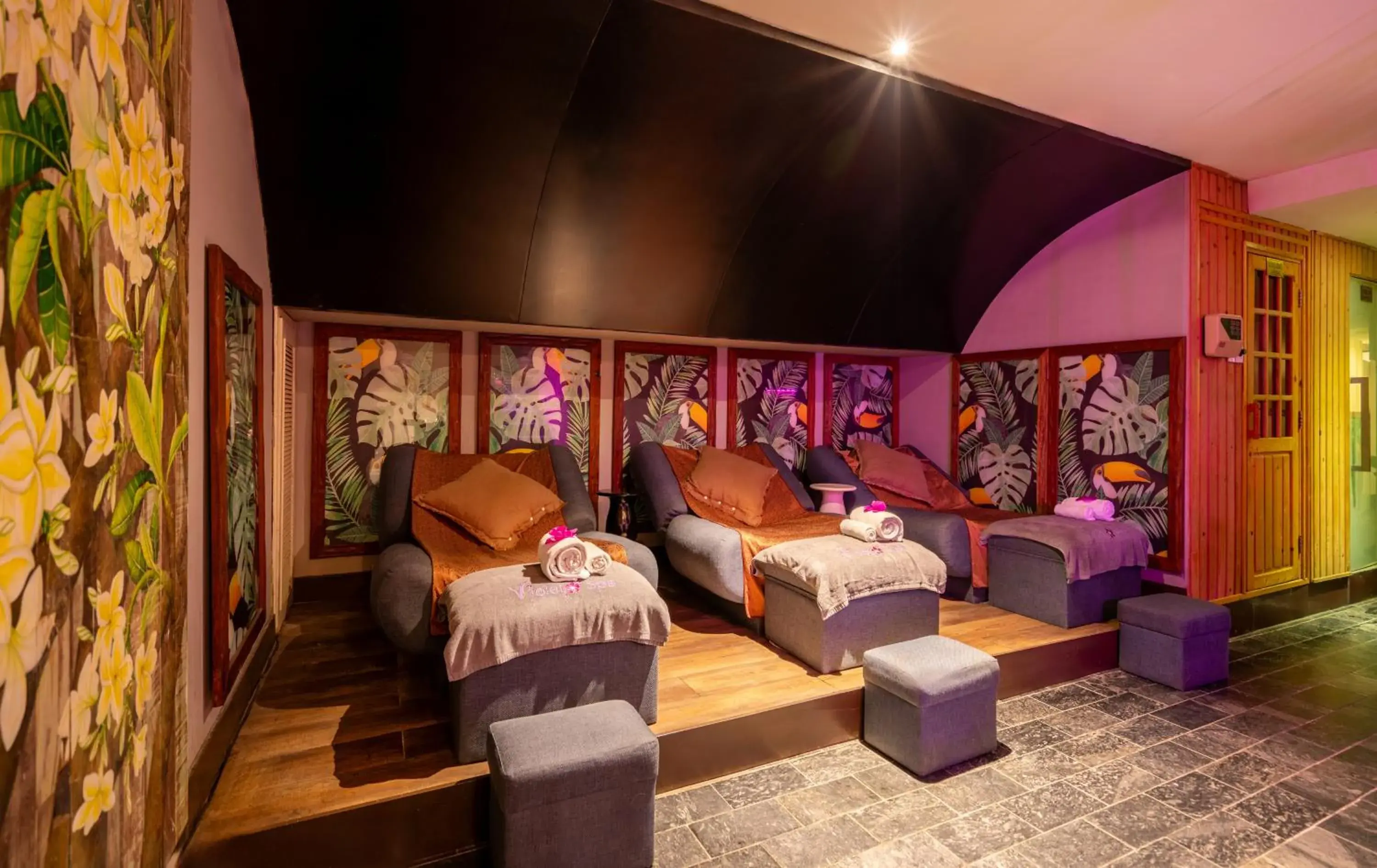 Spa and wellness centre/facilities in A&EM Phan Boi Chau Spa and wellness centre/facilities in A&EM Phan Boi Chau