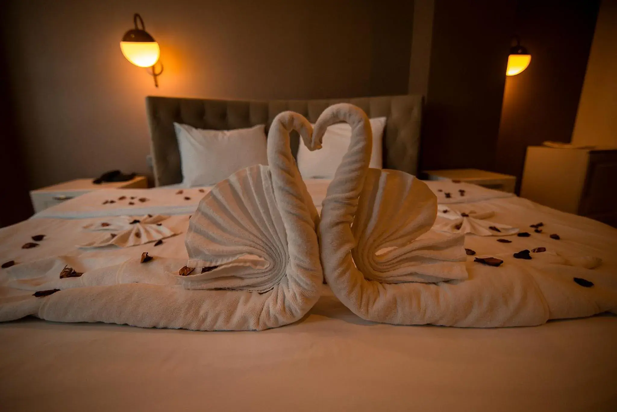 Bed in Royal Comfort Hotel Bed in Royal Comfort Hotel