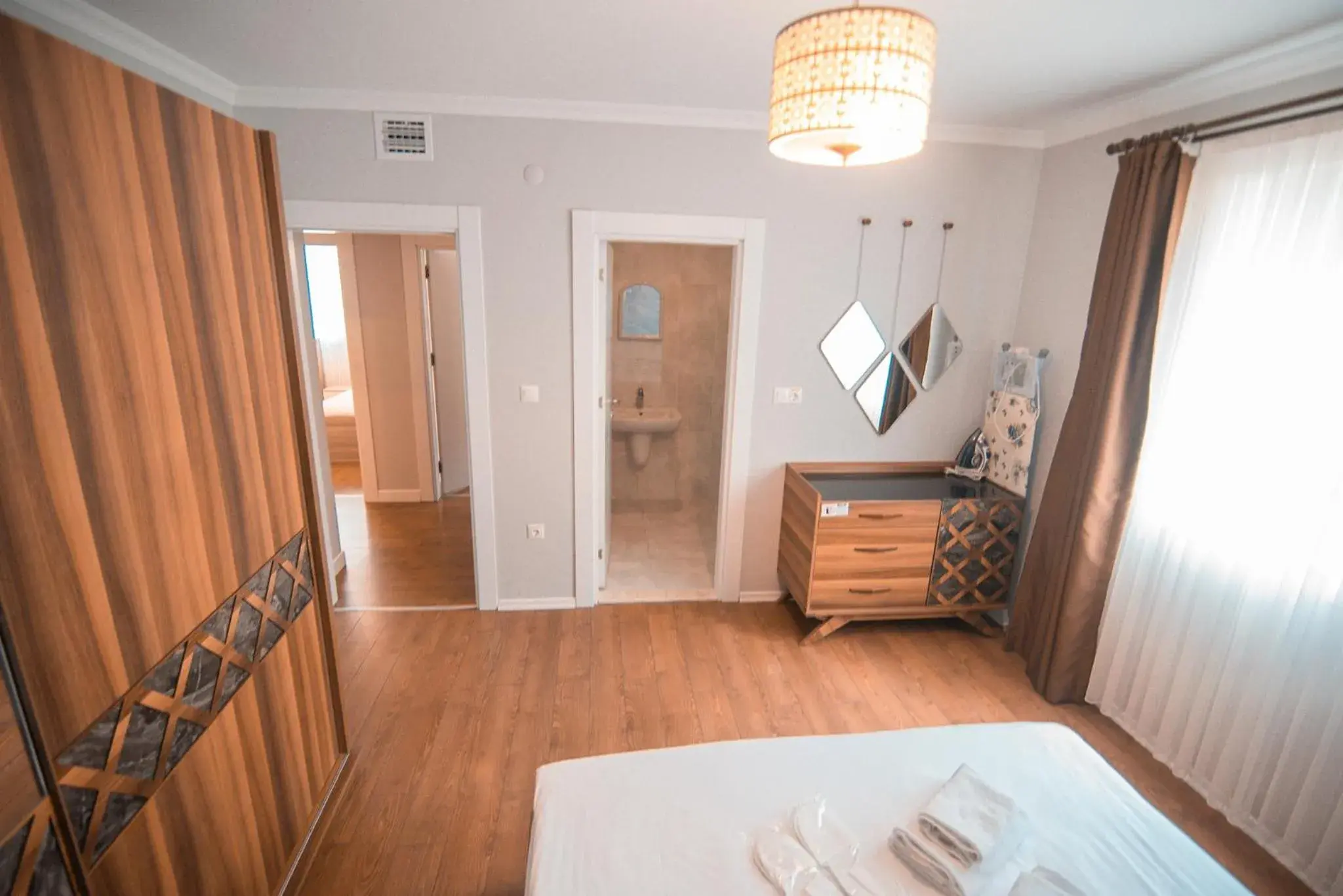 Bed in Royal Comfort Hotel Bed in Royal Comfort Hotel