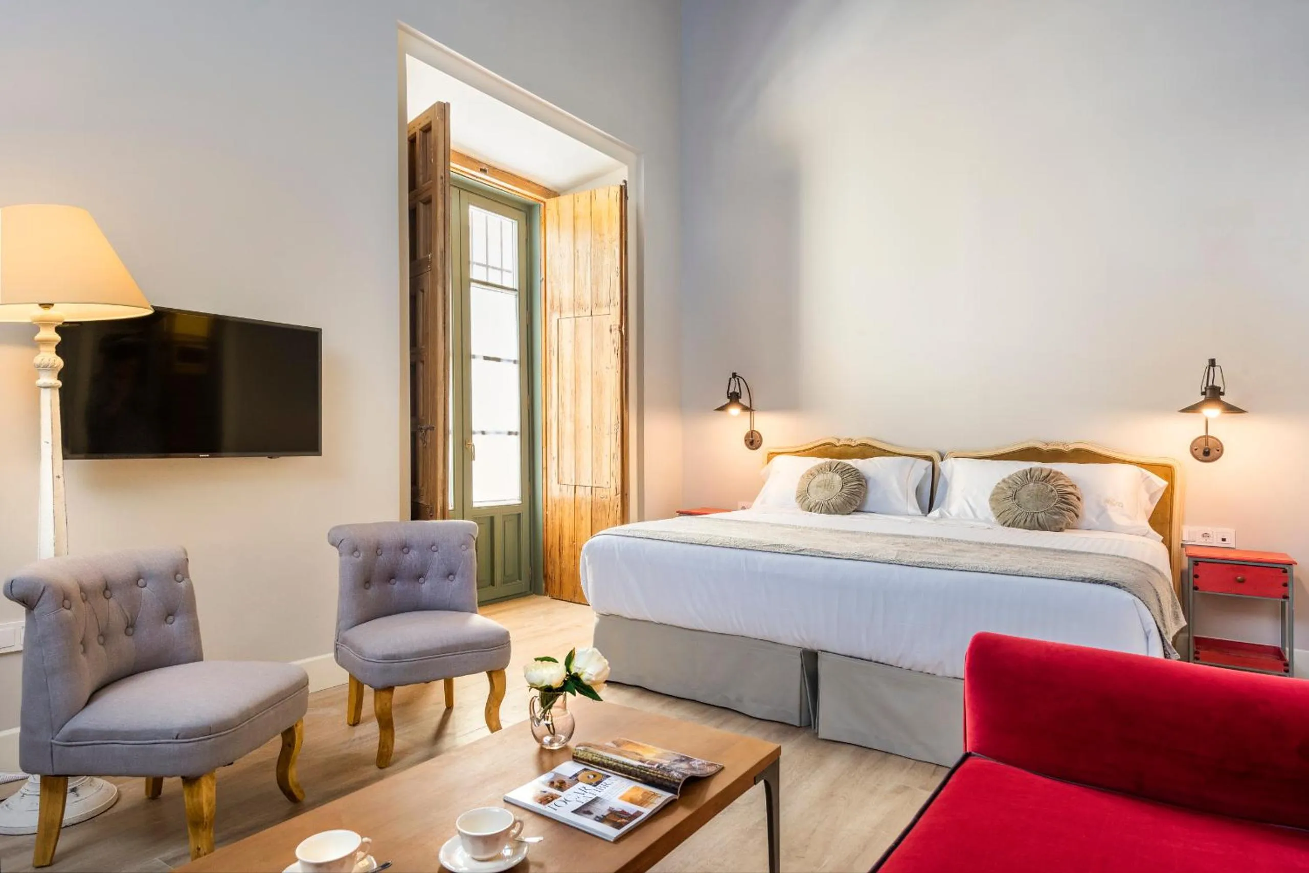 Photo of the whole room, Bed in Palacio Bucarelli