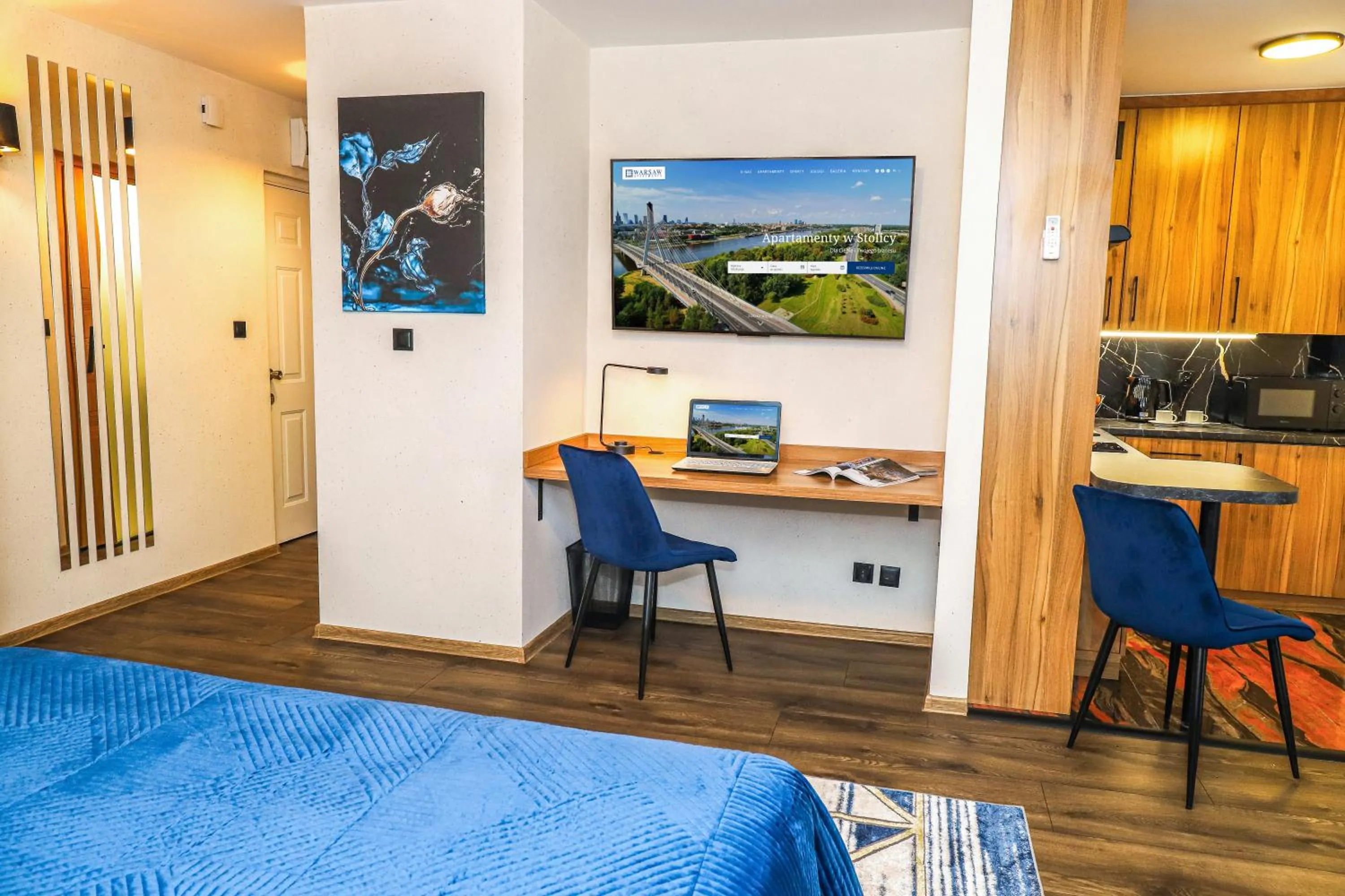 TV and multimedia in Warsaw Apartments - Apartamenty Sadyba