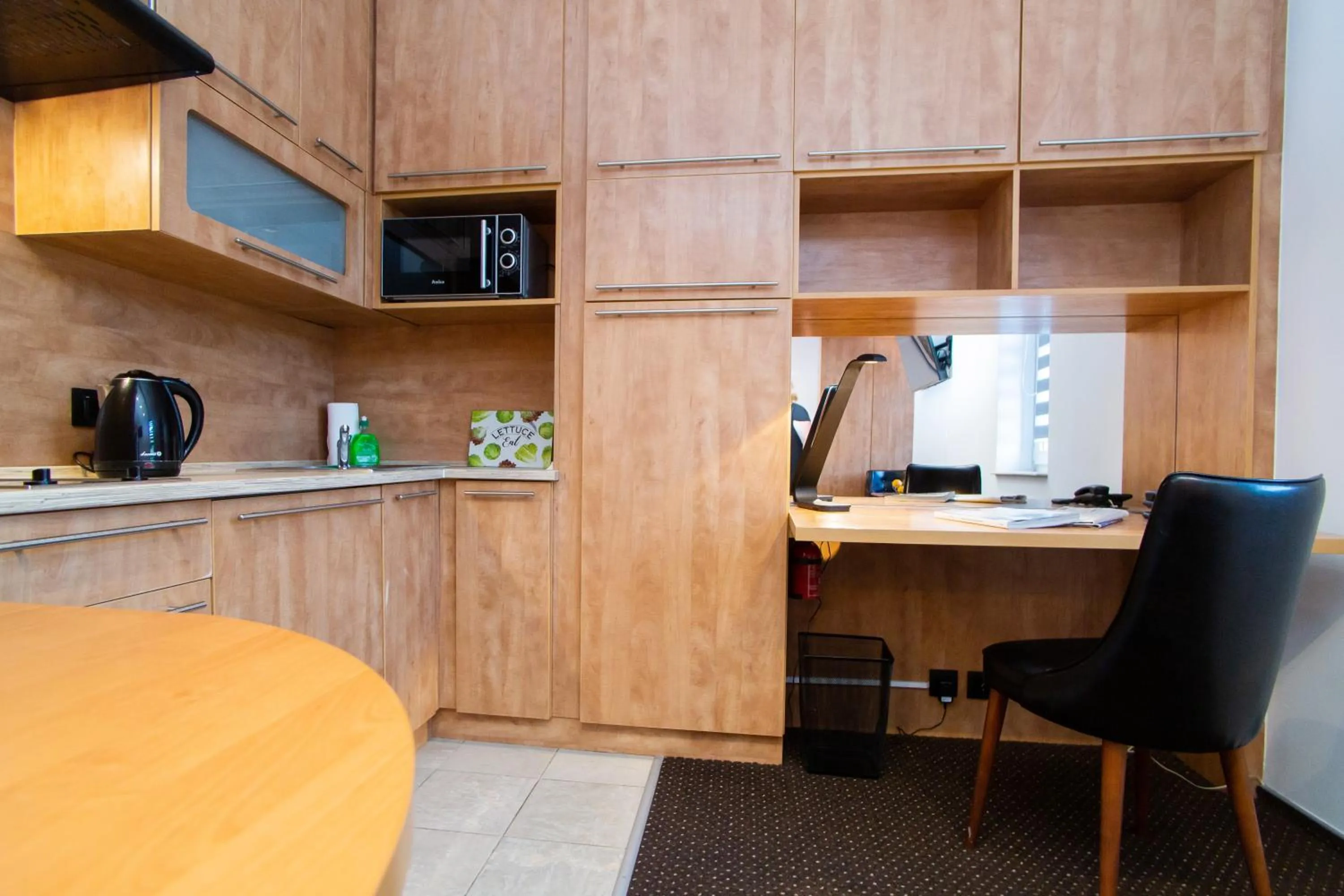 Kitchen or kitchenette in Warsaw Apartments - Apartamenty Sadyba