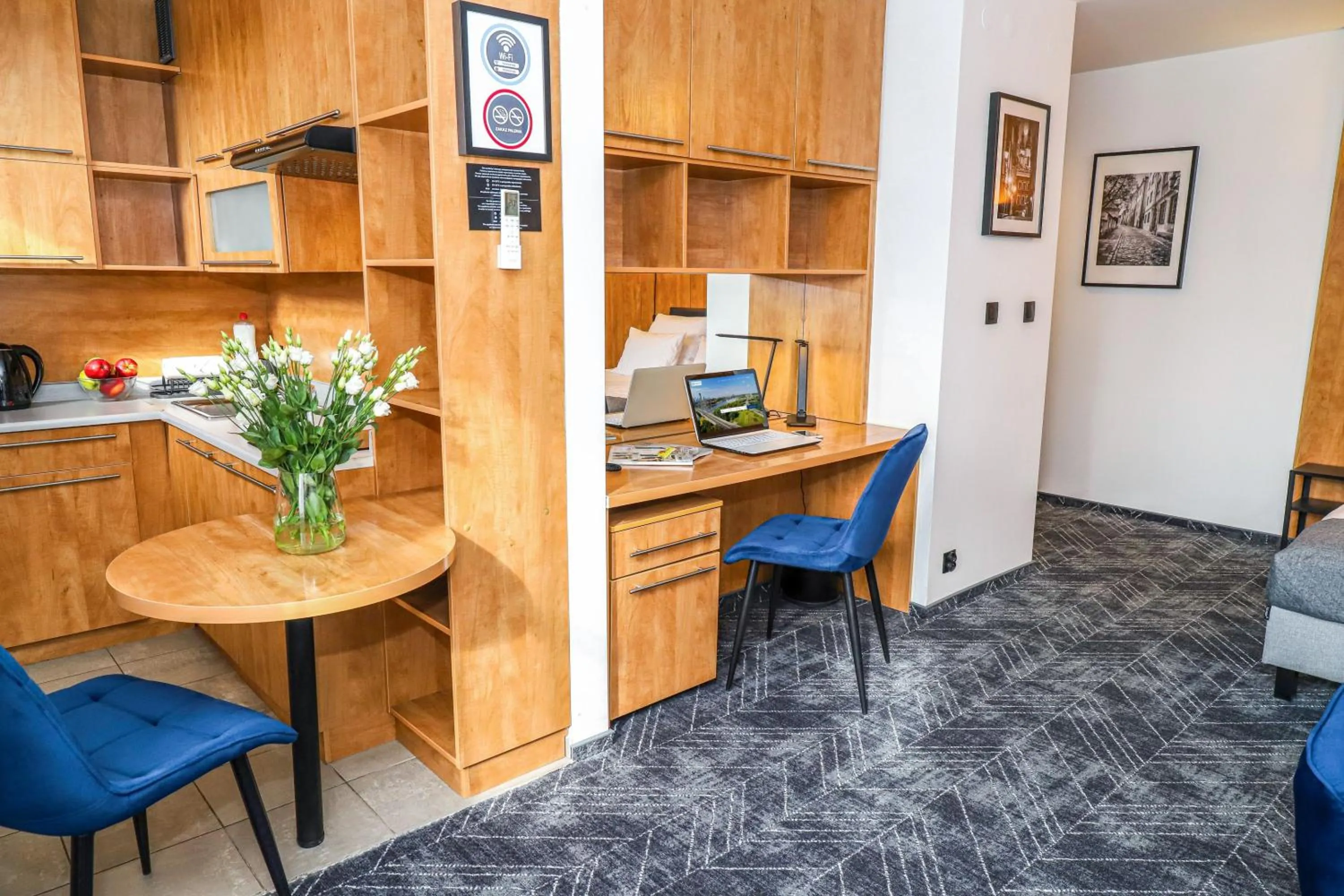 Photo of the whole room in Warsaw Apartments - Apartamenty Sadyba