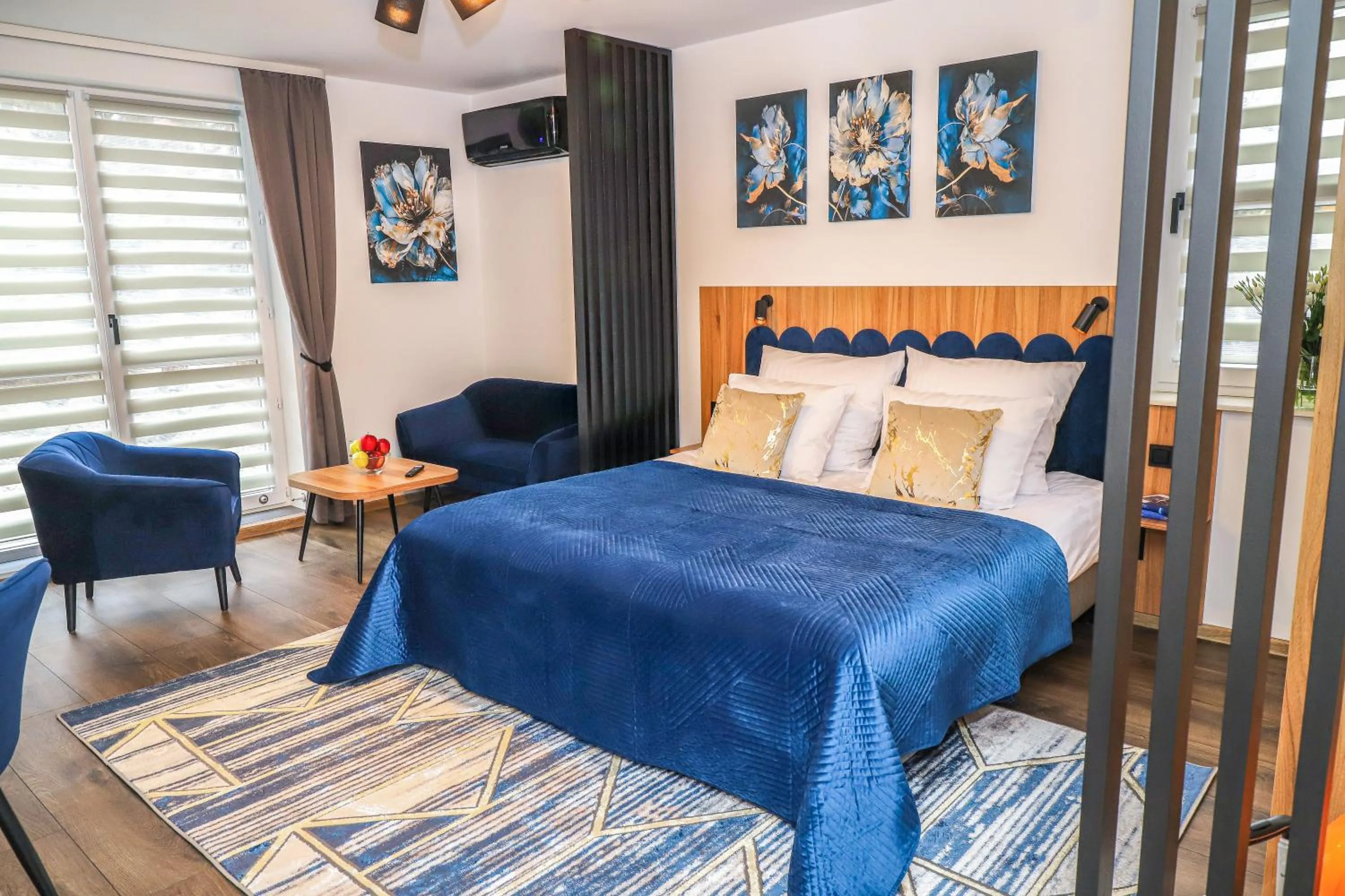 Bed in Warsaw Apartments - Apartamenty Sadyba