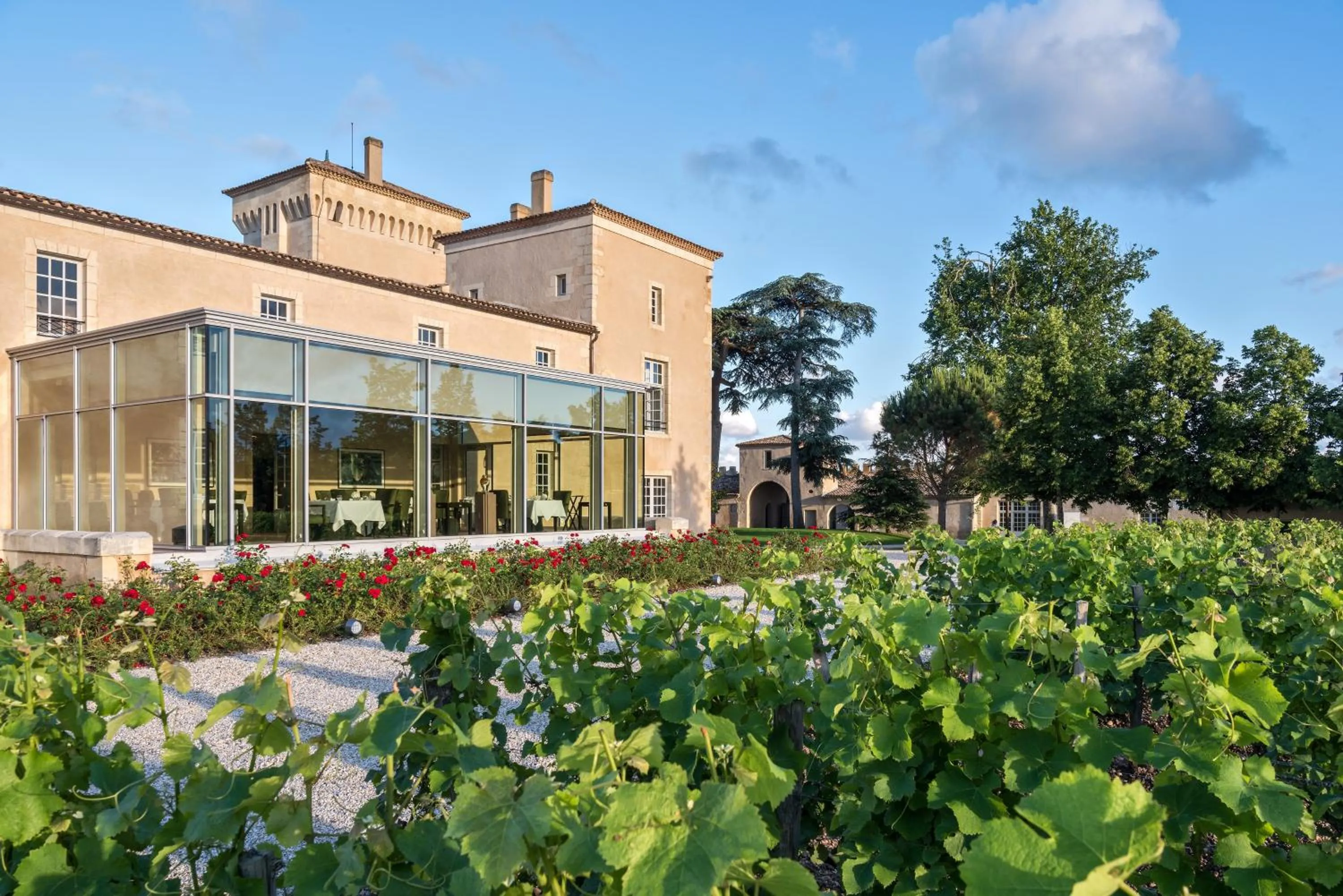 Facade/entrance in Château Lafaurie-Peyraguey Hôtel & Restaurant LALIQUE