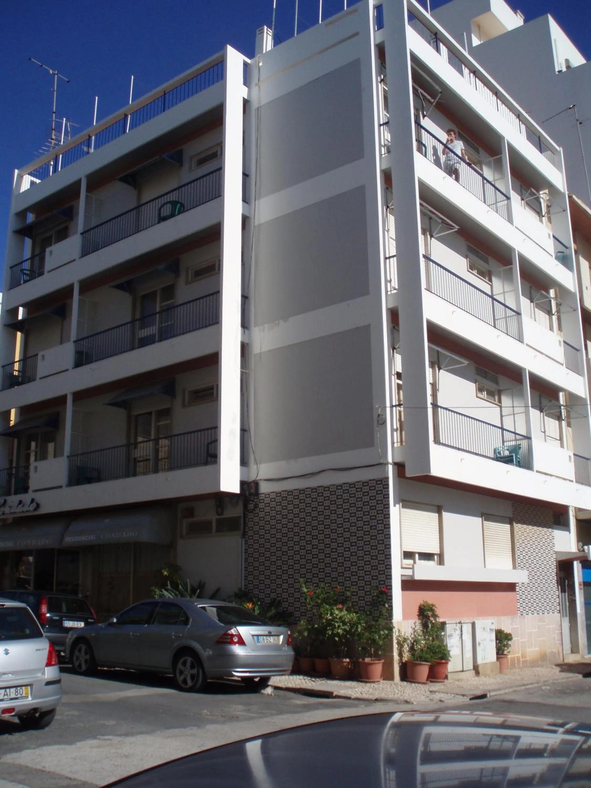 Property building in Residencial Condado