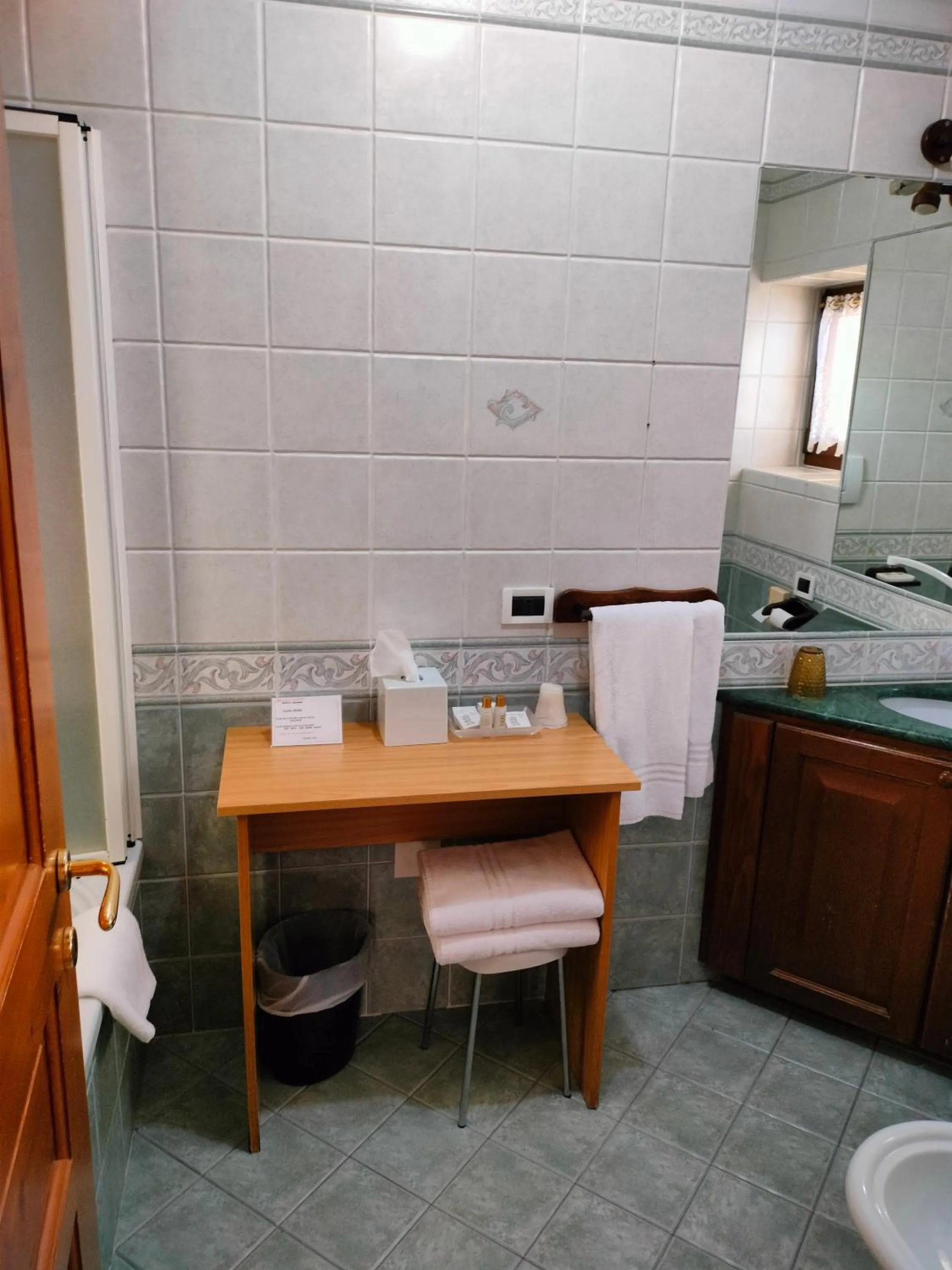 Toilet in Hotel Stella Alpina