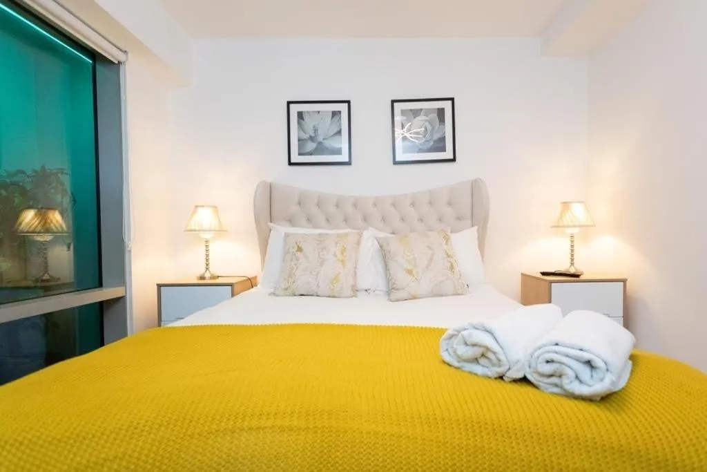 Bedroom, Bed in Live in Leeds Millenium Square Apartment