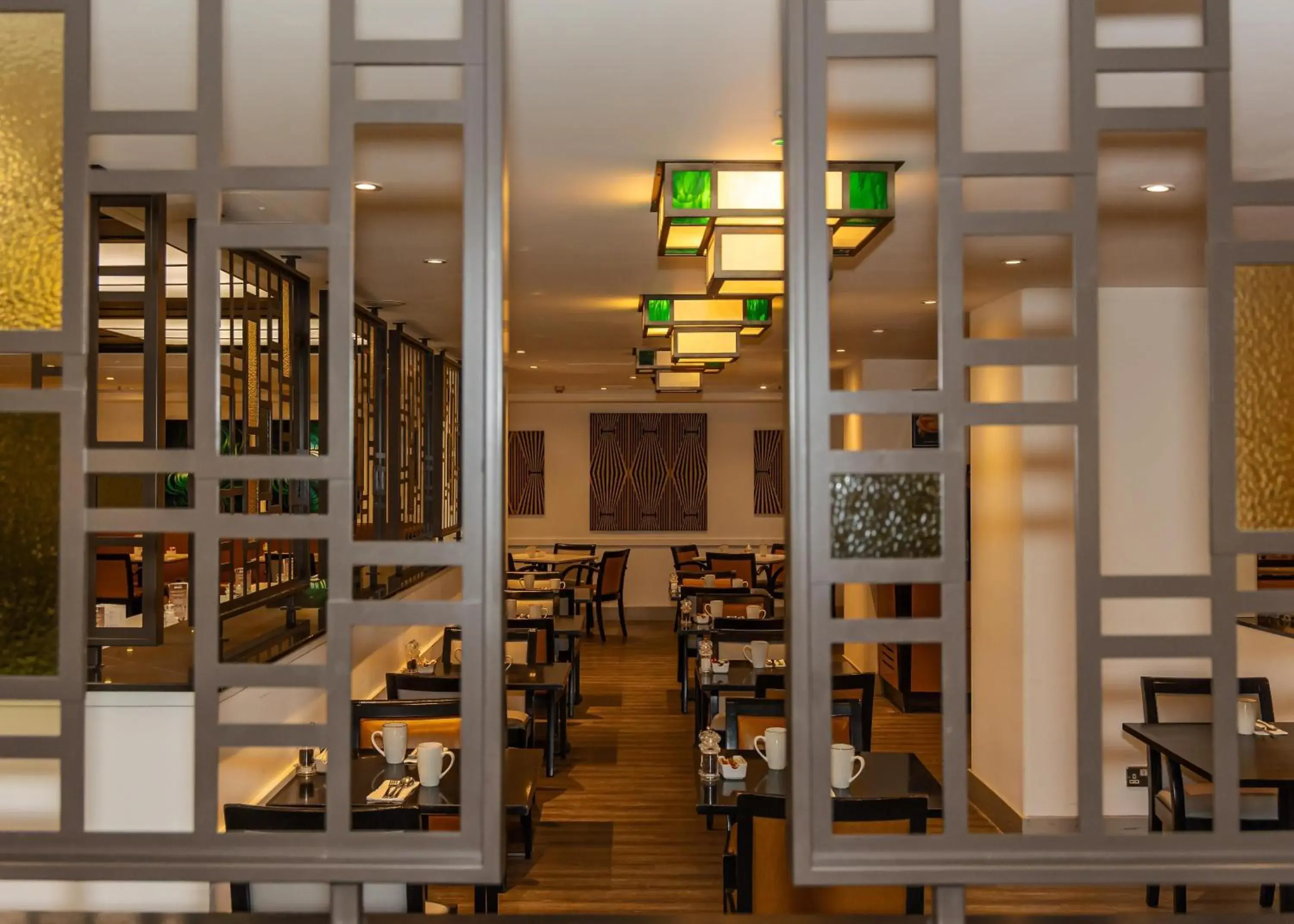 Restaurant/places to eat in Hilton London Paddington Restaurant/places to eat in Hilton London Paddington