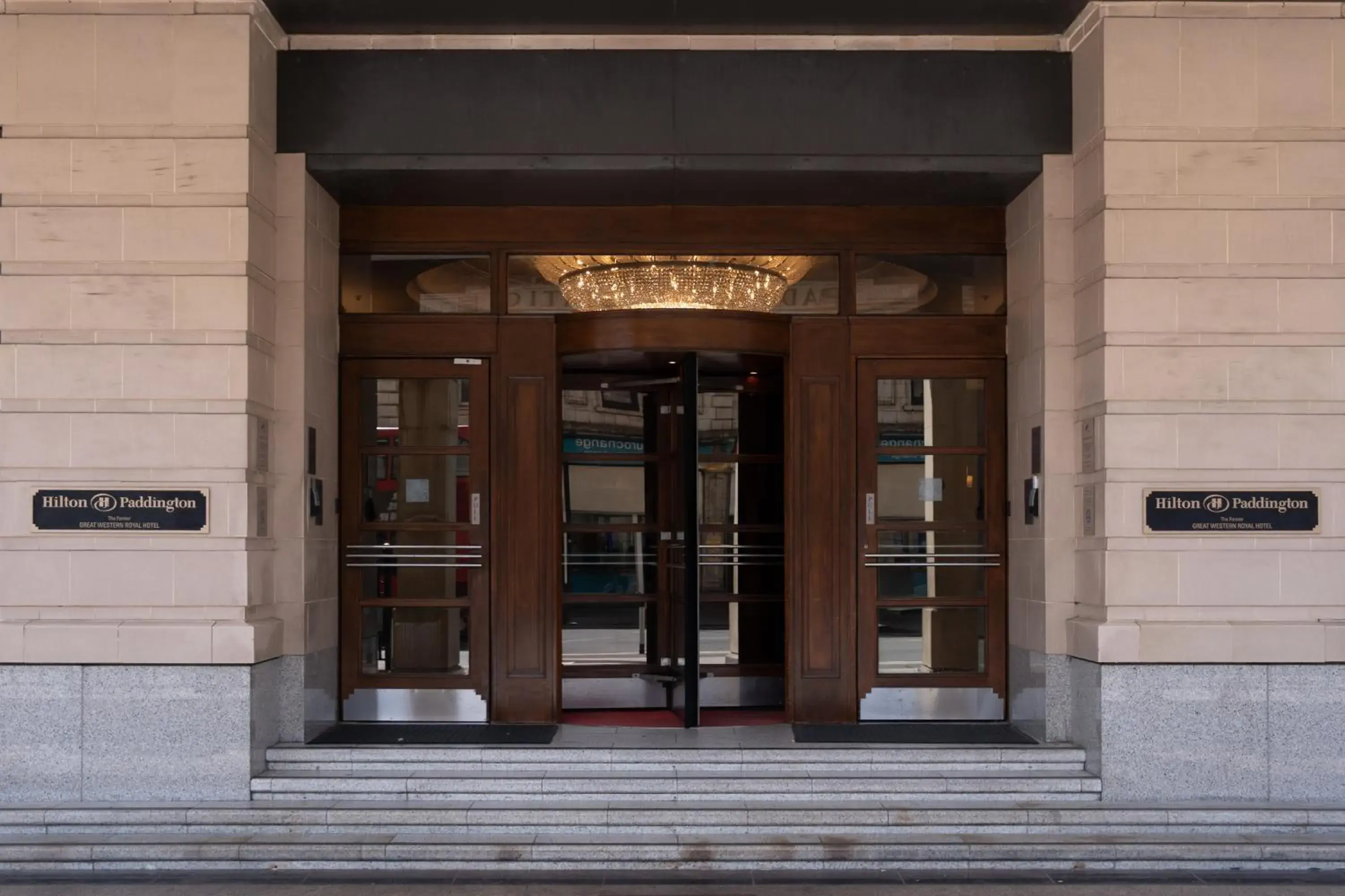 Property building in Hilton London Paddington Property building in Hilton London Paddington