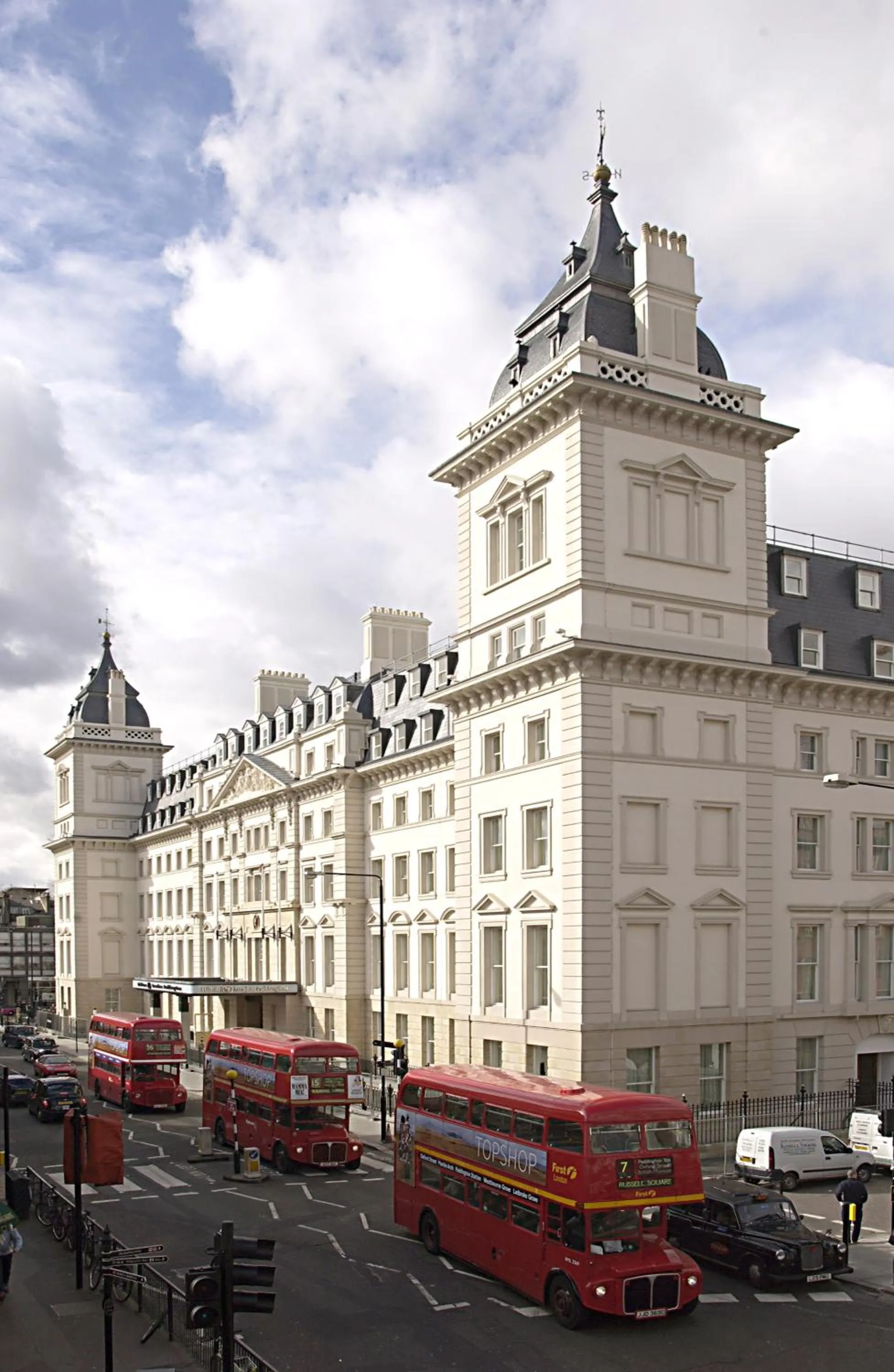 Facade/entrance in Hilton London Paddington