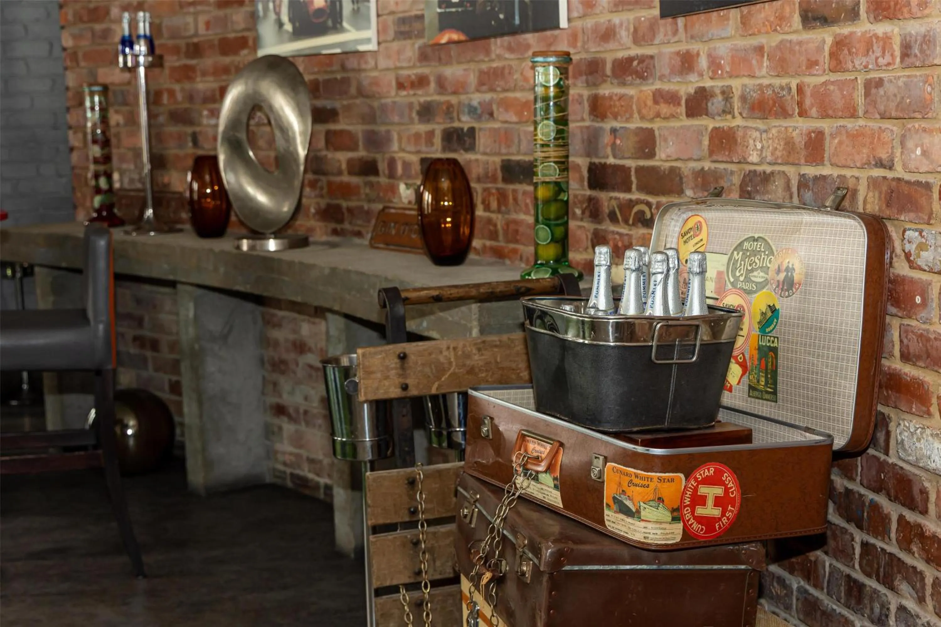 Restaurant/places to eat in Hilton London Paddington