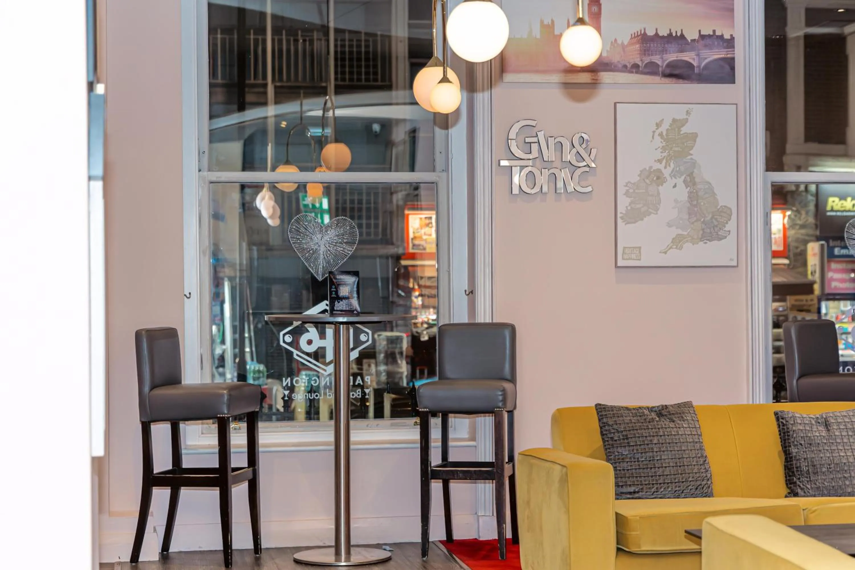 Restaurant/places to eat in Hilton London Paddington